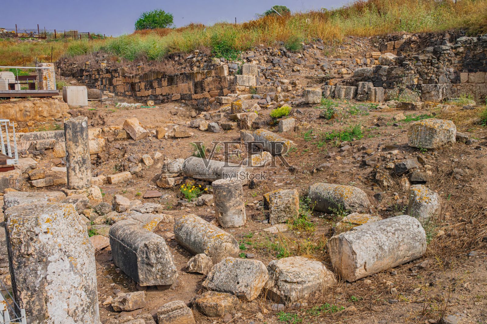 以色列亚贝尔犹太教堂的古代遗迹照片摄影图片