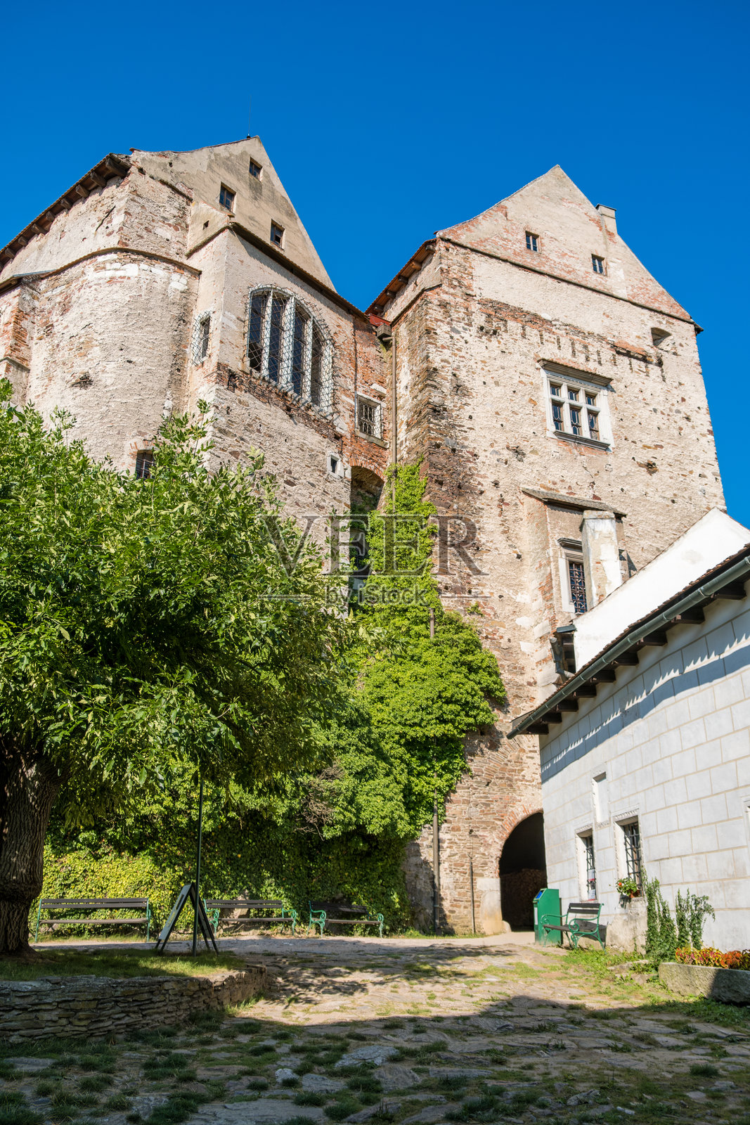 Hrad Pernstejn，捷克共和国- 2024年8月20日:南莫拉夫地区的城堡照片摄影图片