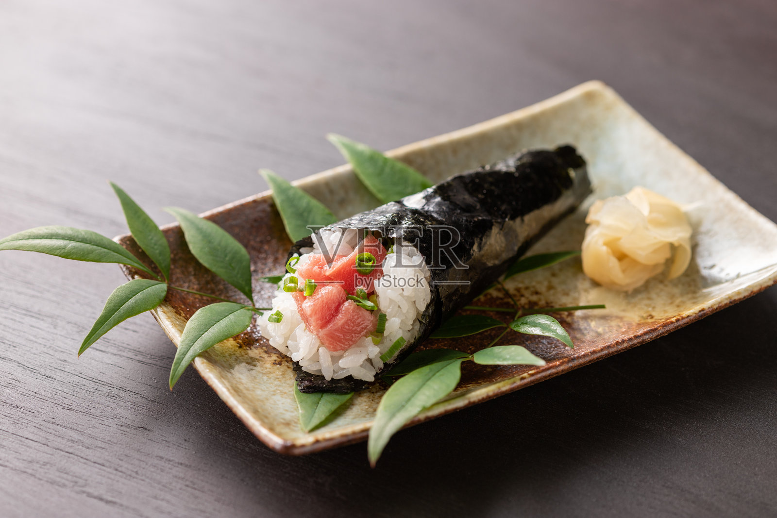 Negitoro手卷寿司照片摄影图片