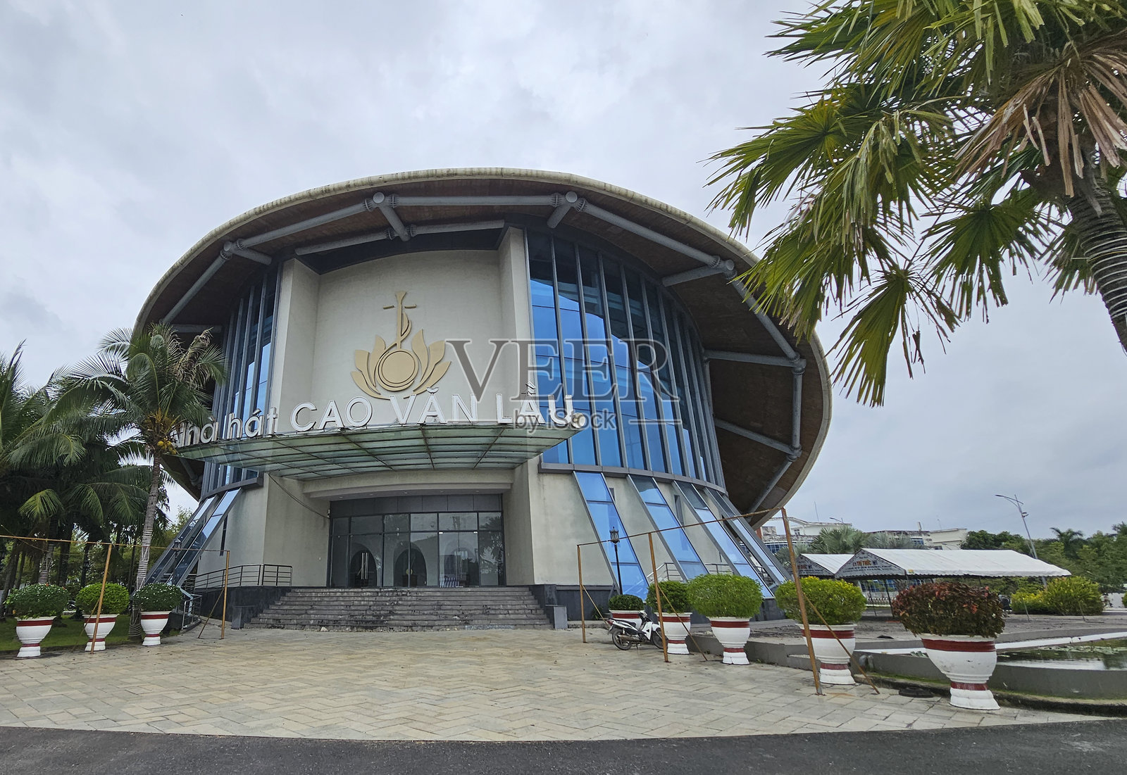 曹文劳剧院，北寮省和越南南部民间歌唱艺术的象征，北寮省，湄公河三角洲照片摄影图片