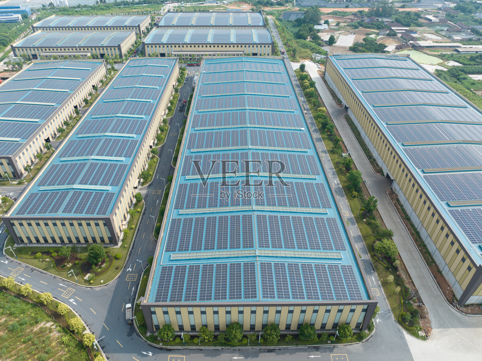 工厂太阳能屋顶照片摄影图片