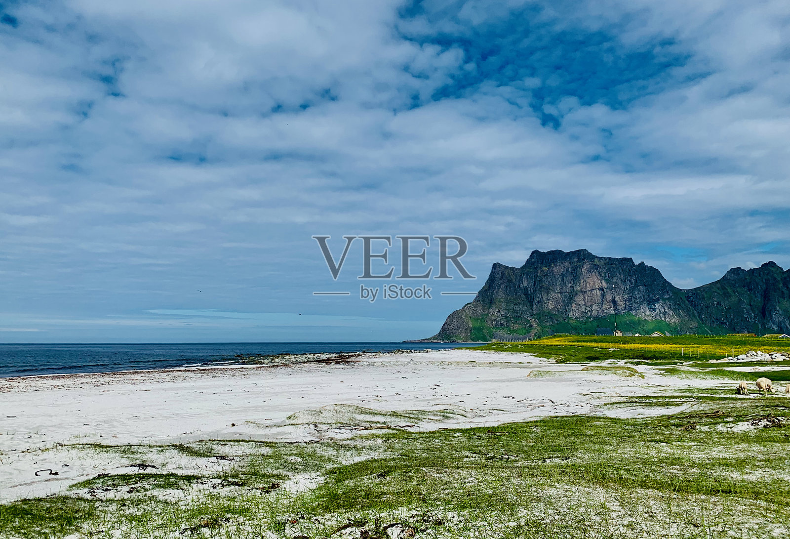 乌塔克莱夫海滩宁静开阔的景色照片摄影图片