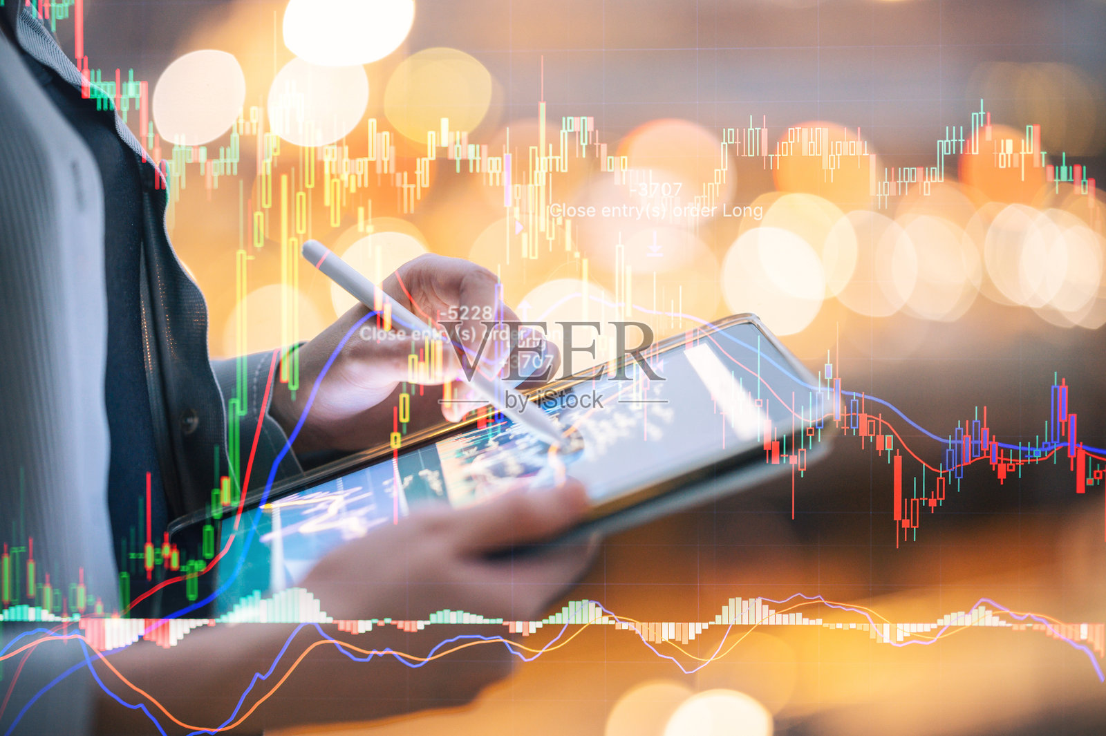 俯视图商业生态与人工智能集成，使投资与聊天机器人的最大潜力照片摄影图片