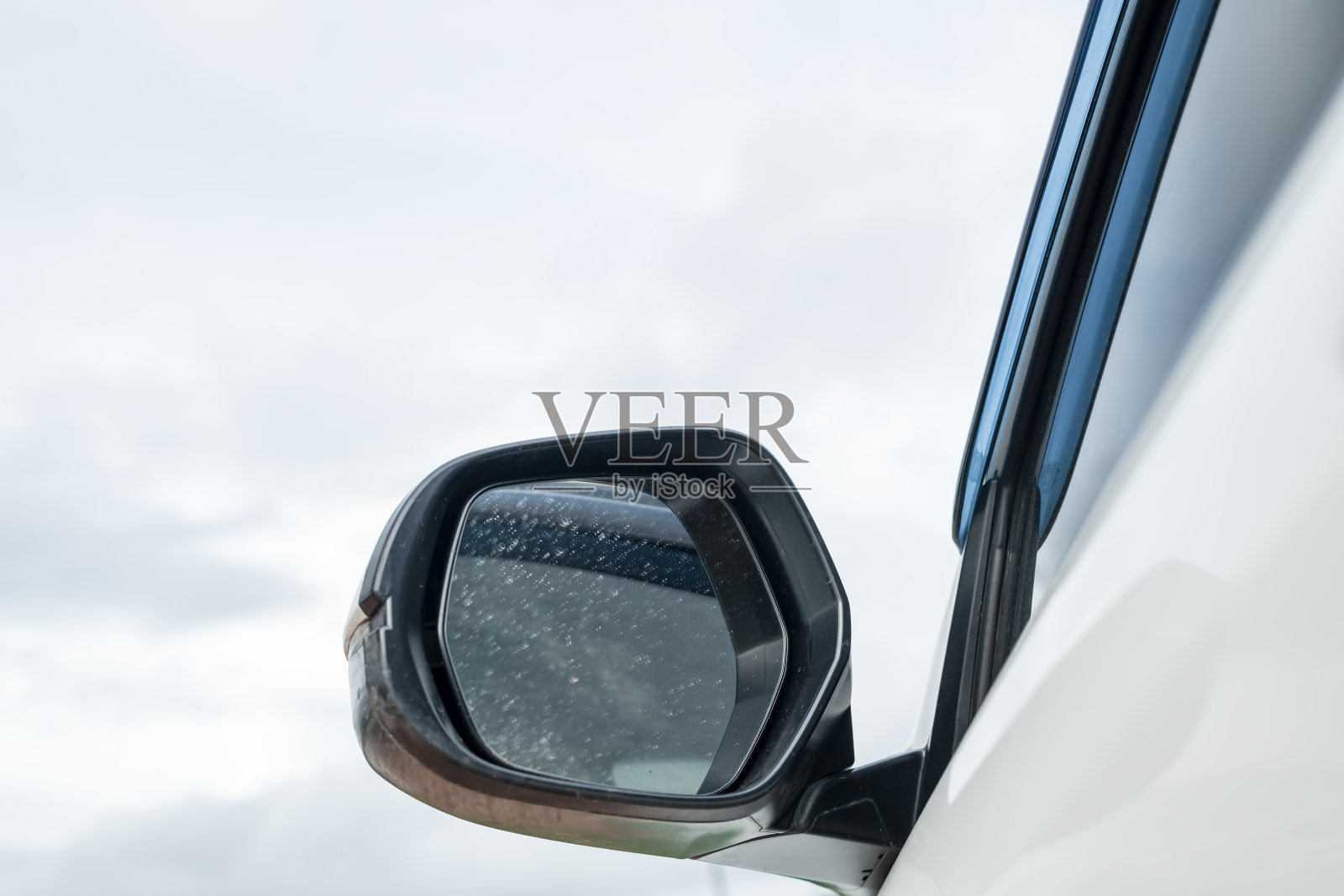 汽车侧后视镜照片摄影图片