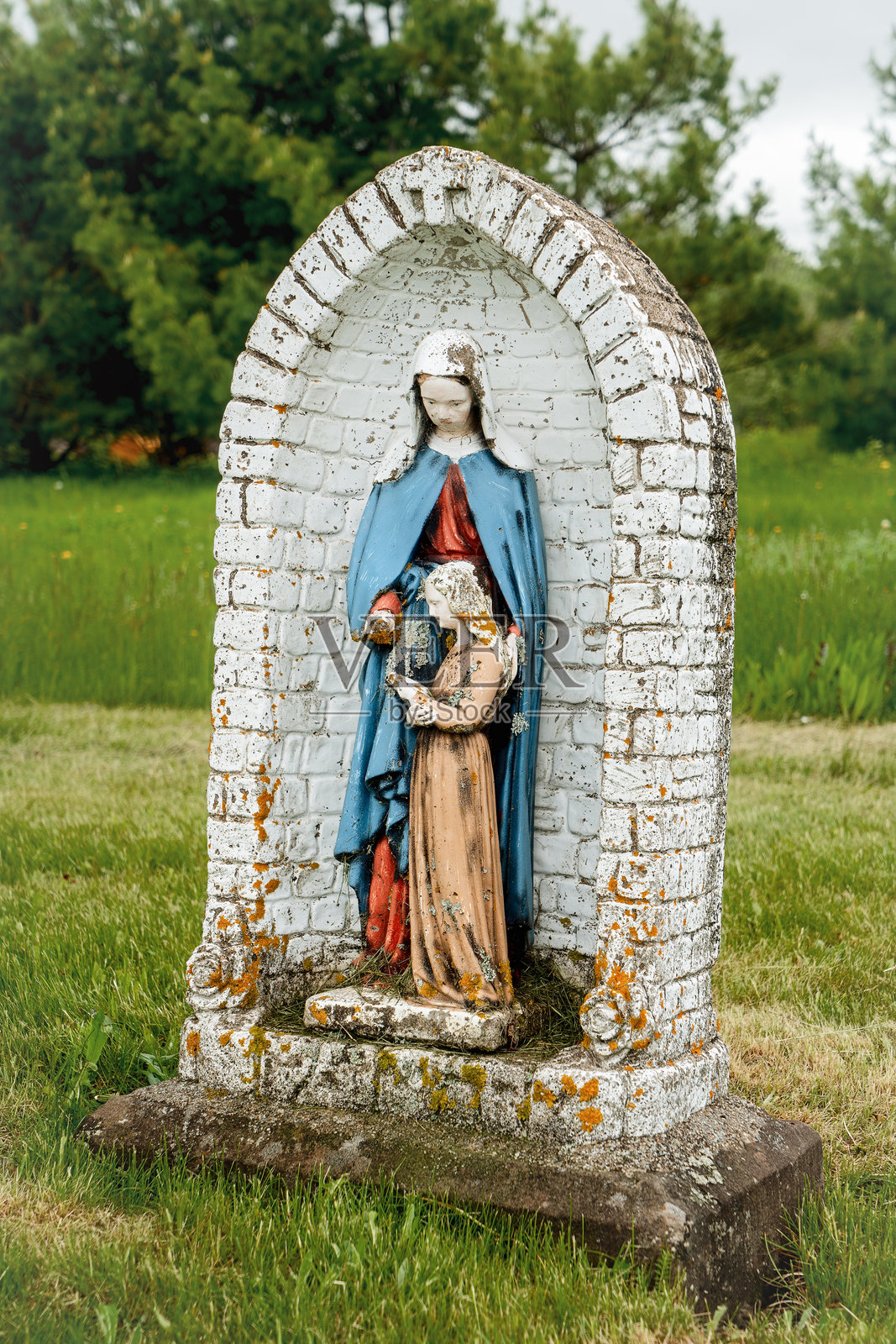 圣母与儿童雕像照片摄影图片