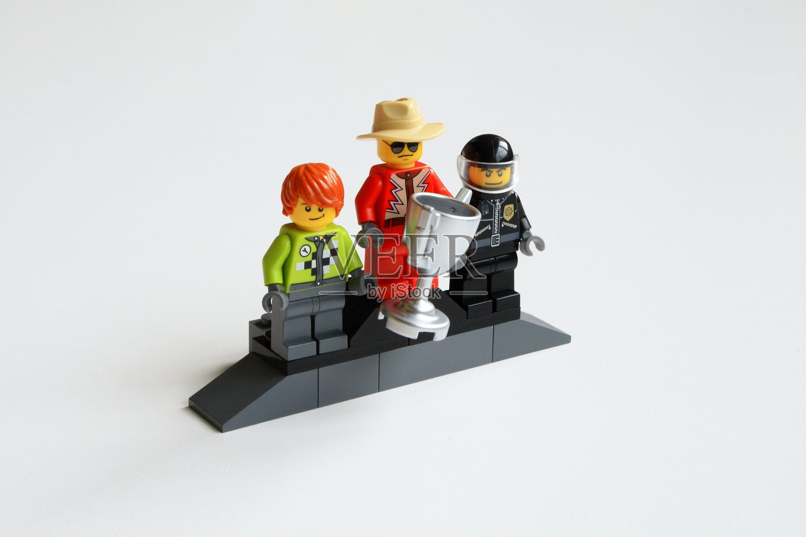 获胜者是……照片摄影图片