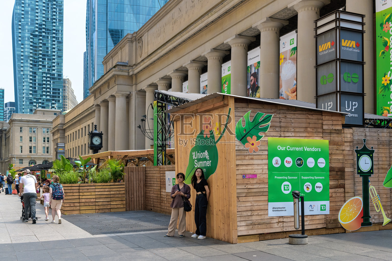 人民人行道联合车站节照片摄影图片