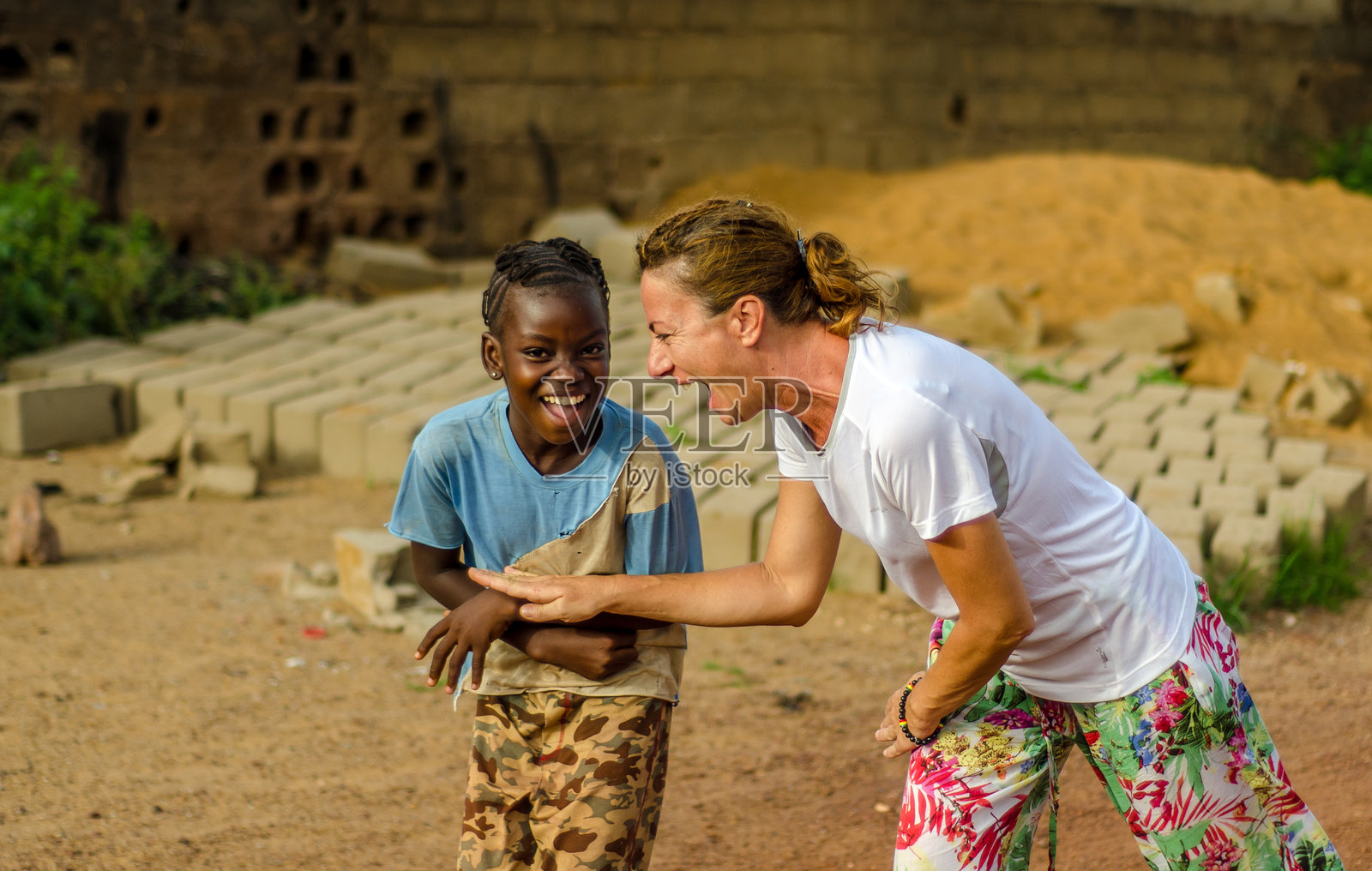 不同的文化一起欢笑照片摄影图片