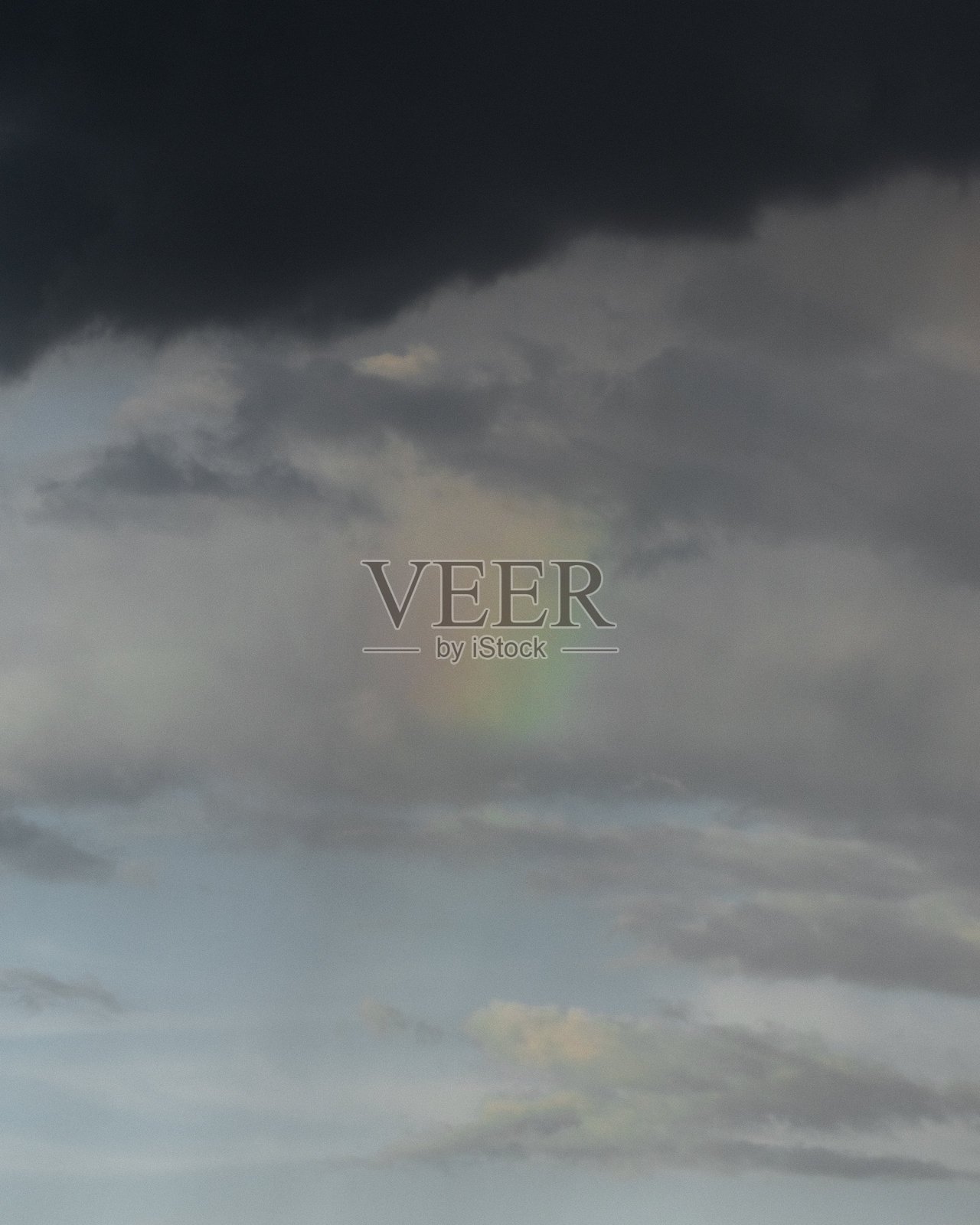 一块彩虹照片摄影图片