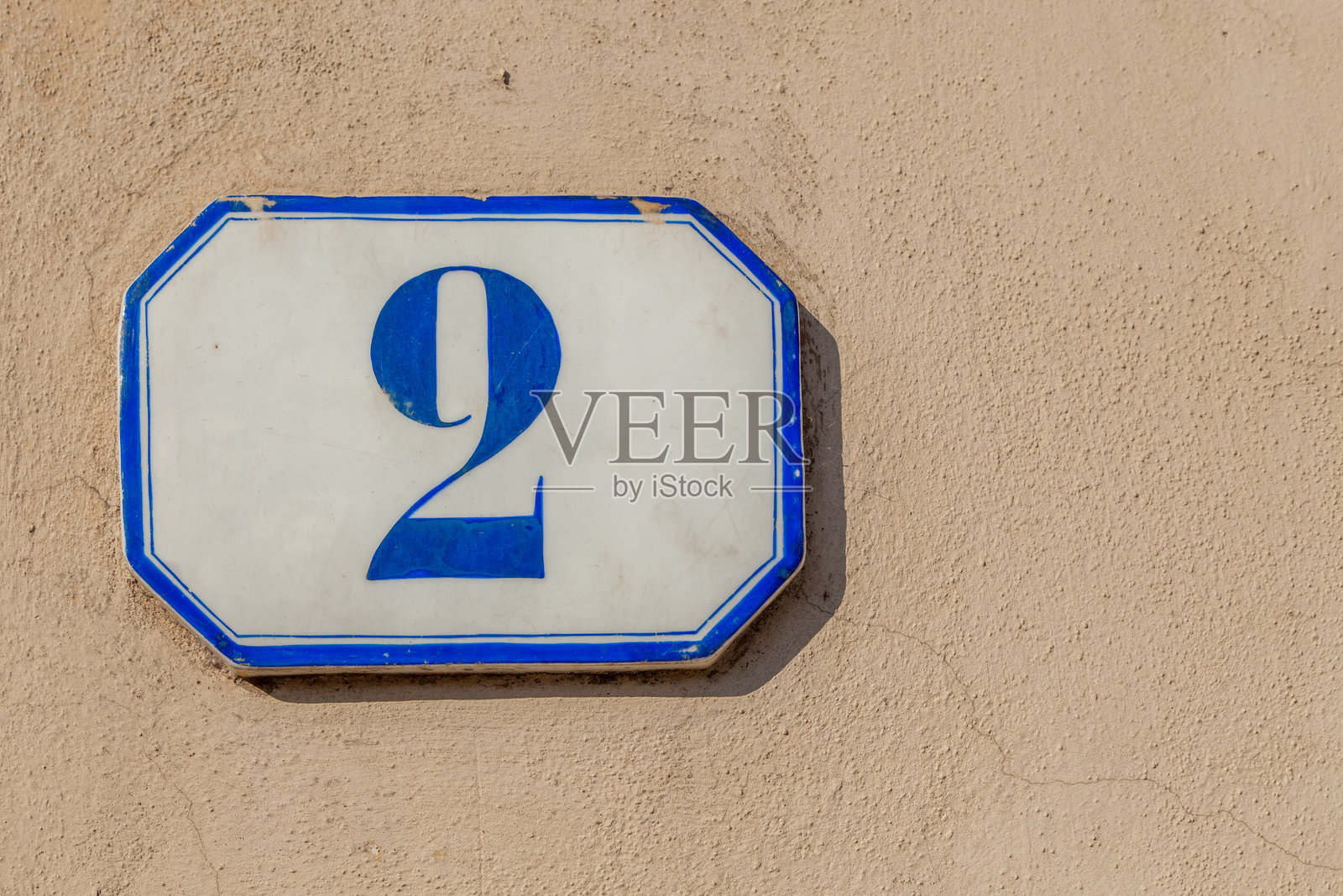 墙上2号的特写照片摄影图片