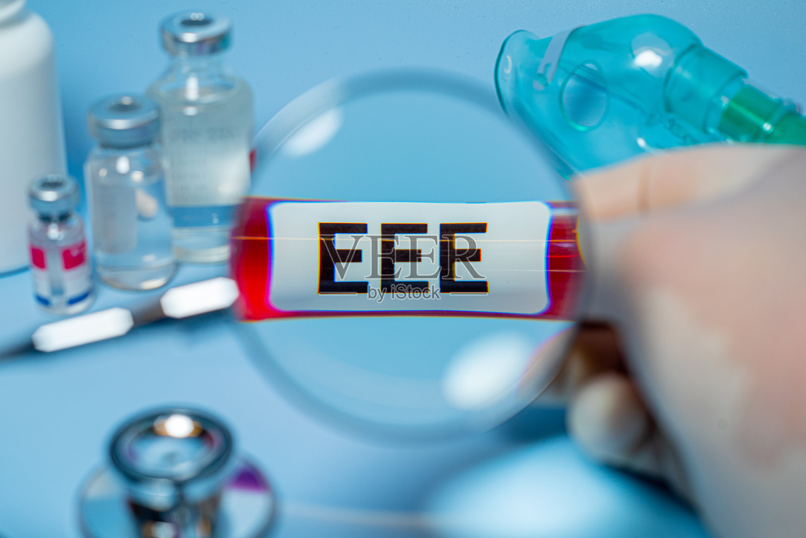 东部马脑炎(EEE)是一种极其罕见但严重且通常致命的感染，可引起脑炎或脑部炎症照片摄影图片