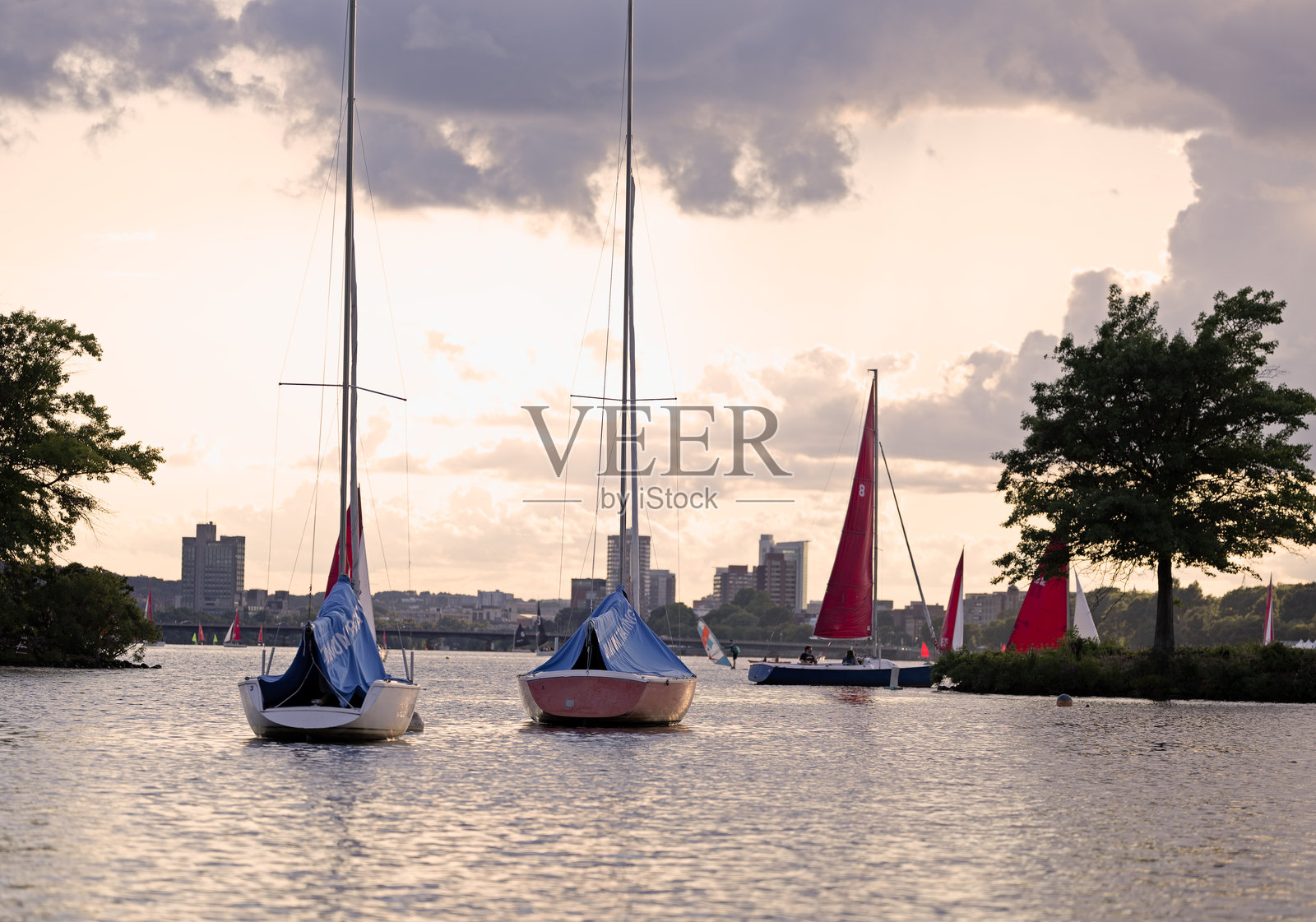 日落之河照片摄影图片