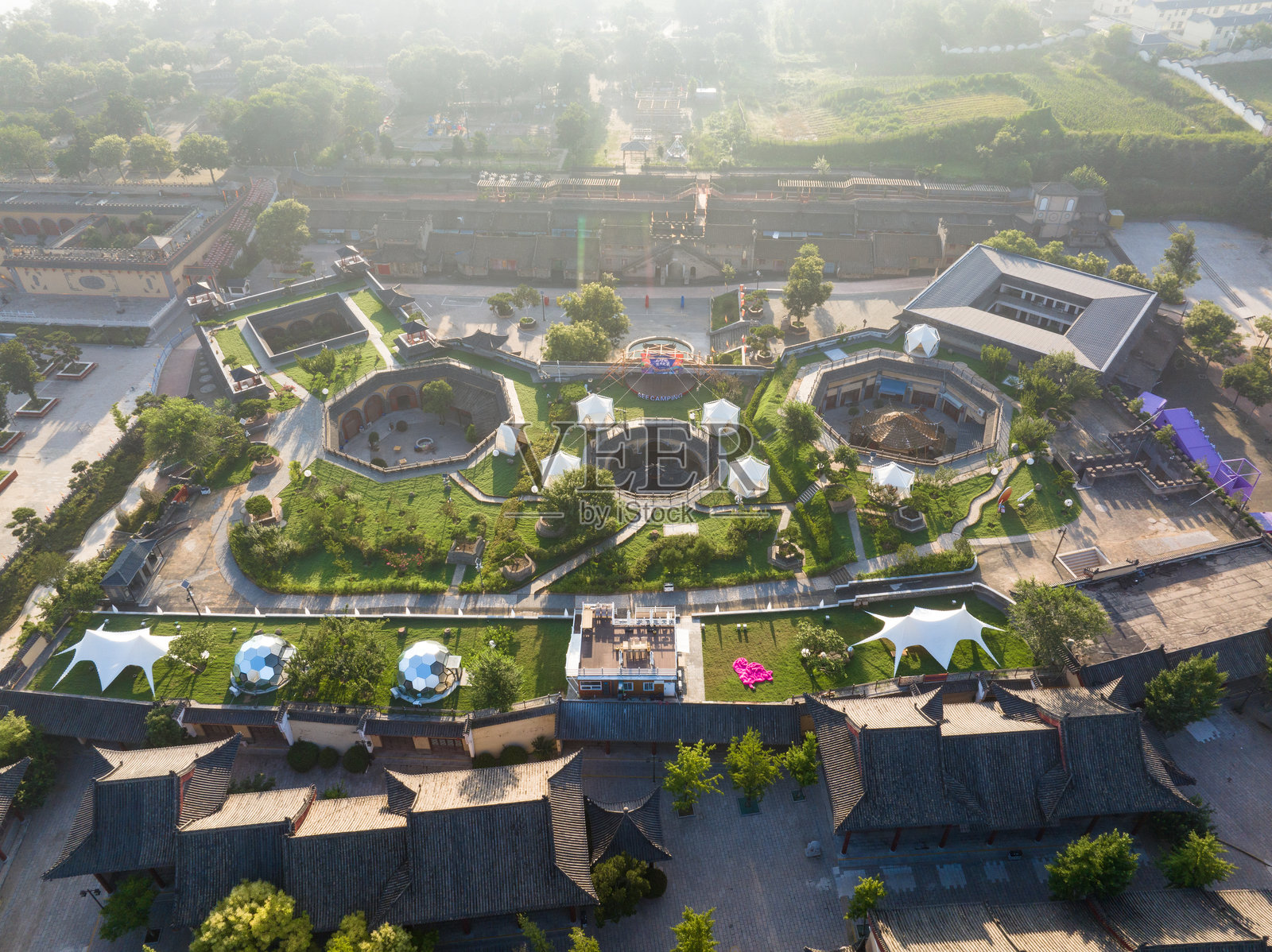 河南三门峡陕州地坑院照片摄影图片