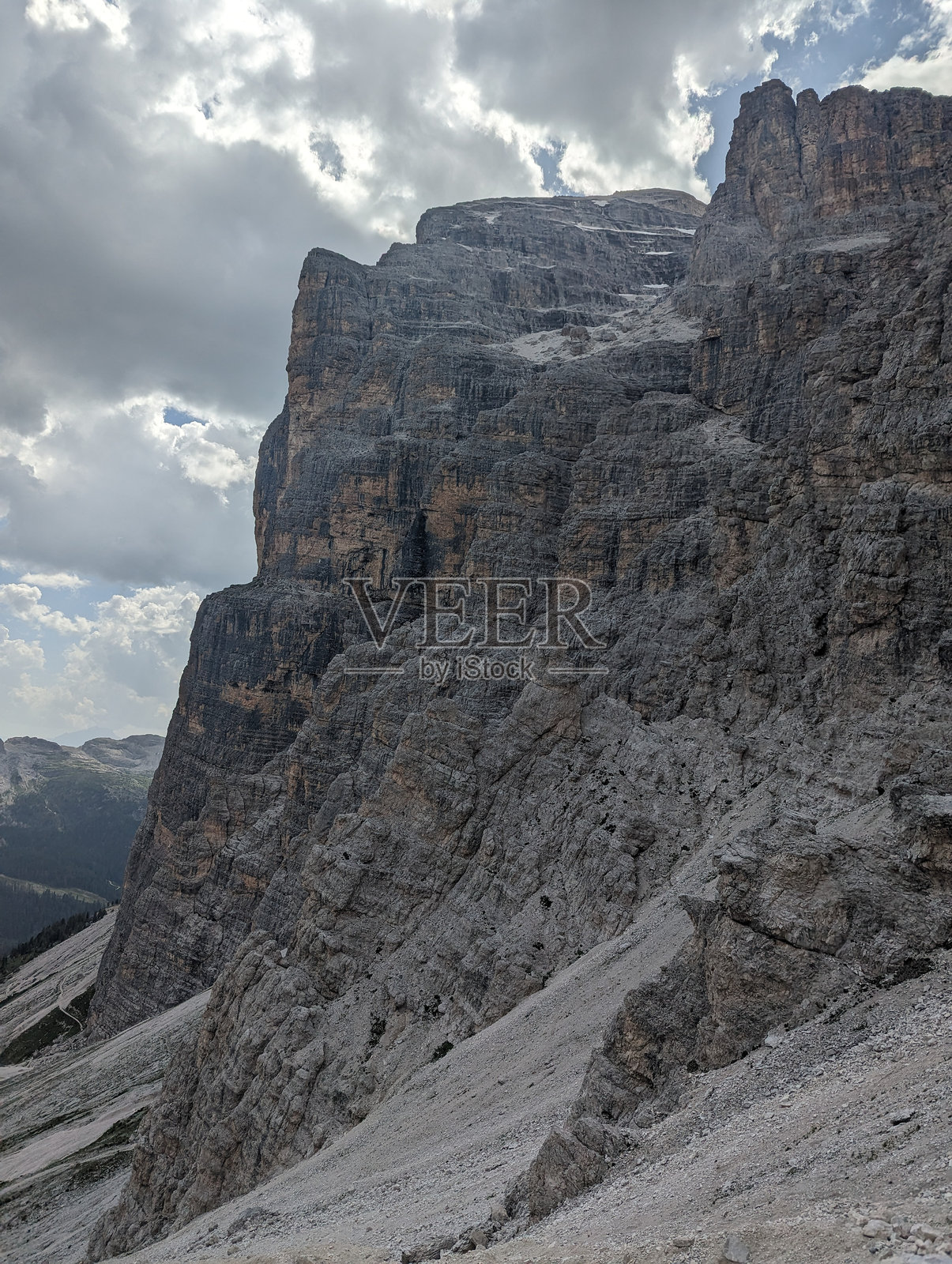 白云石山脉风景照片摄影图片