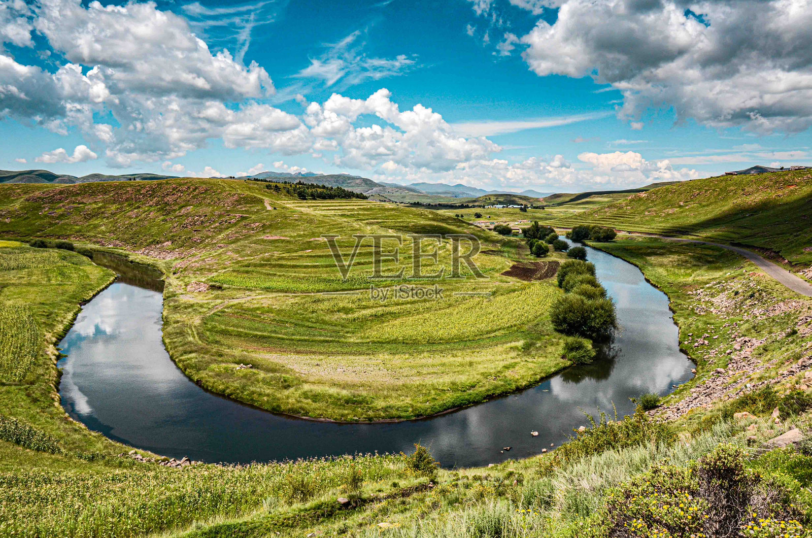 马勒苏亚尼河马蹄形弯道，莱索托照片摄影图片