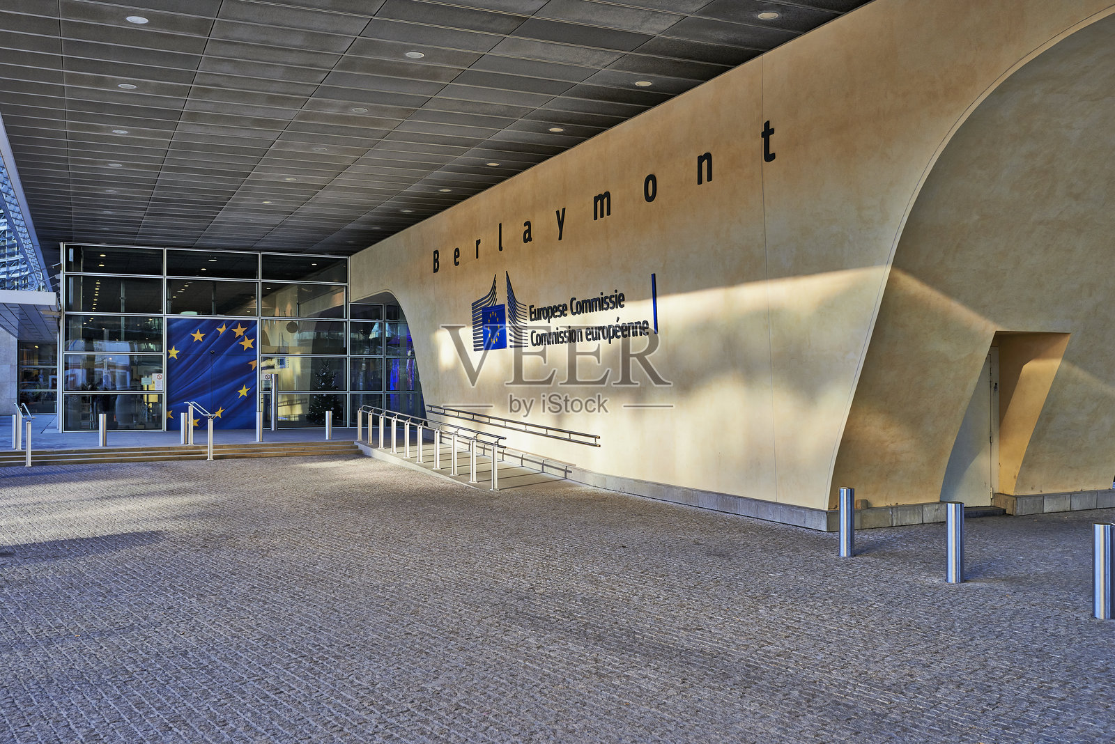 Berlaymont大楼入口照片摄影图片