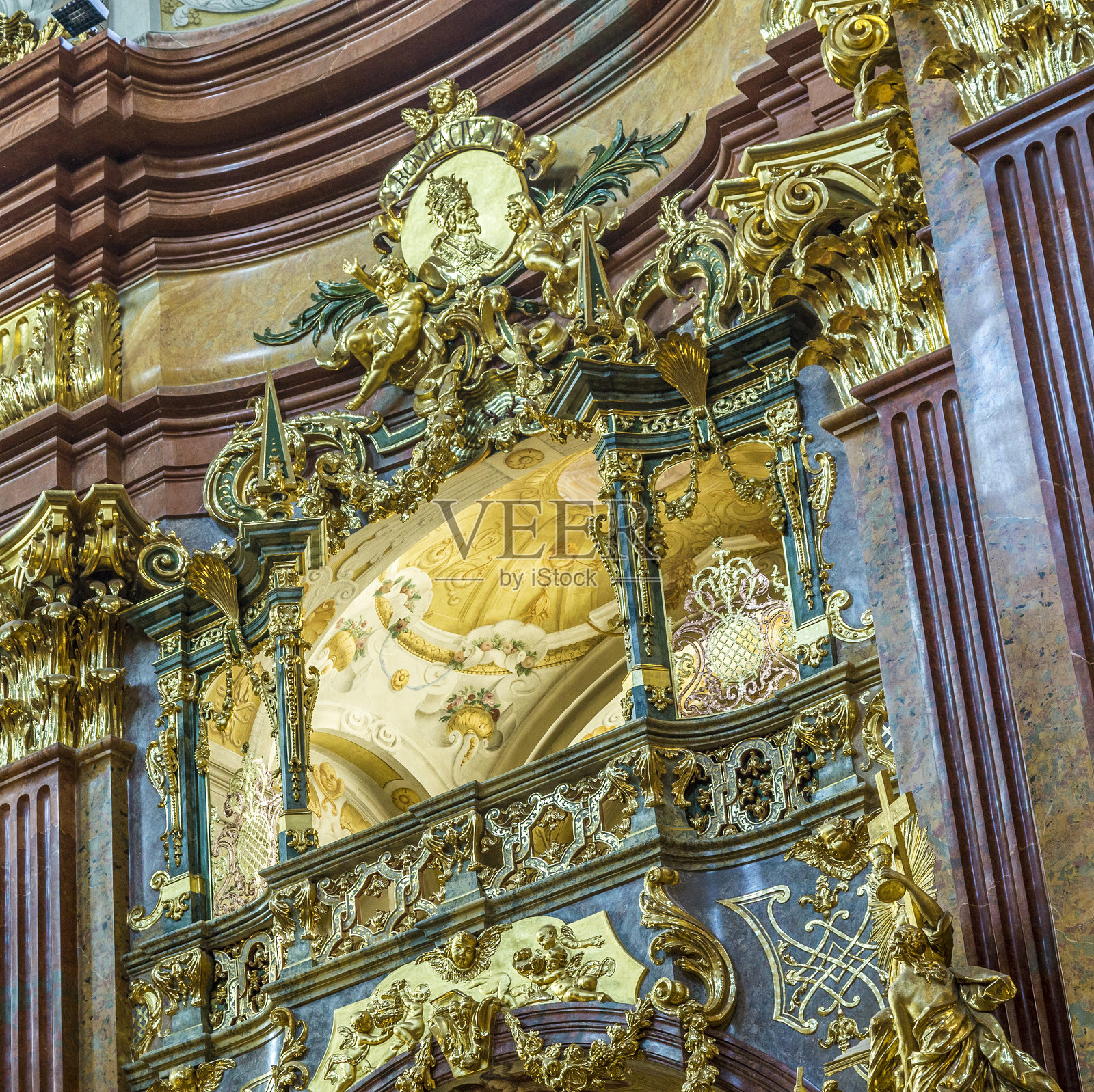 梅尔克修道院的圣彼得和保罗教堂照片摄影图片