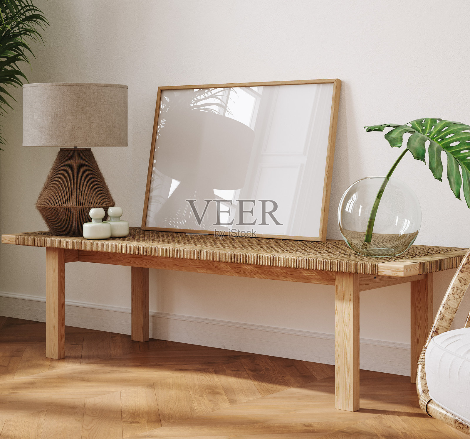 在卧室内部背景的模型框架，海岸波西米亚风格照片摄影图片