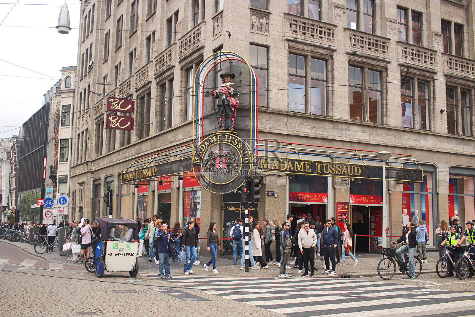 在一个美丽的春日，阿姆斯特丹照片摄影图片