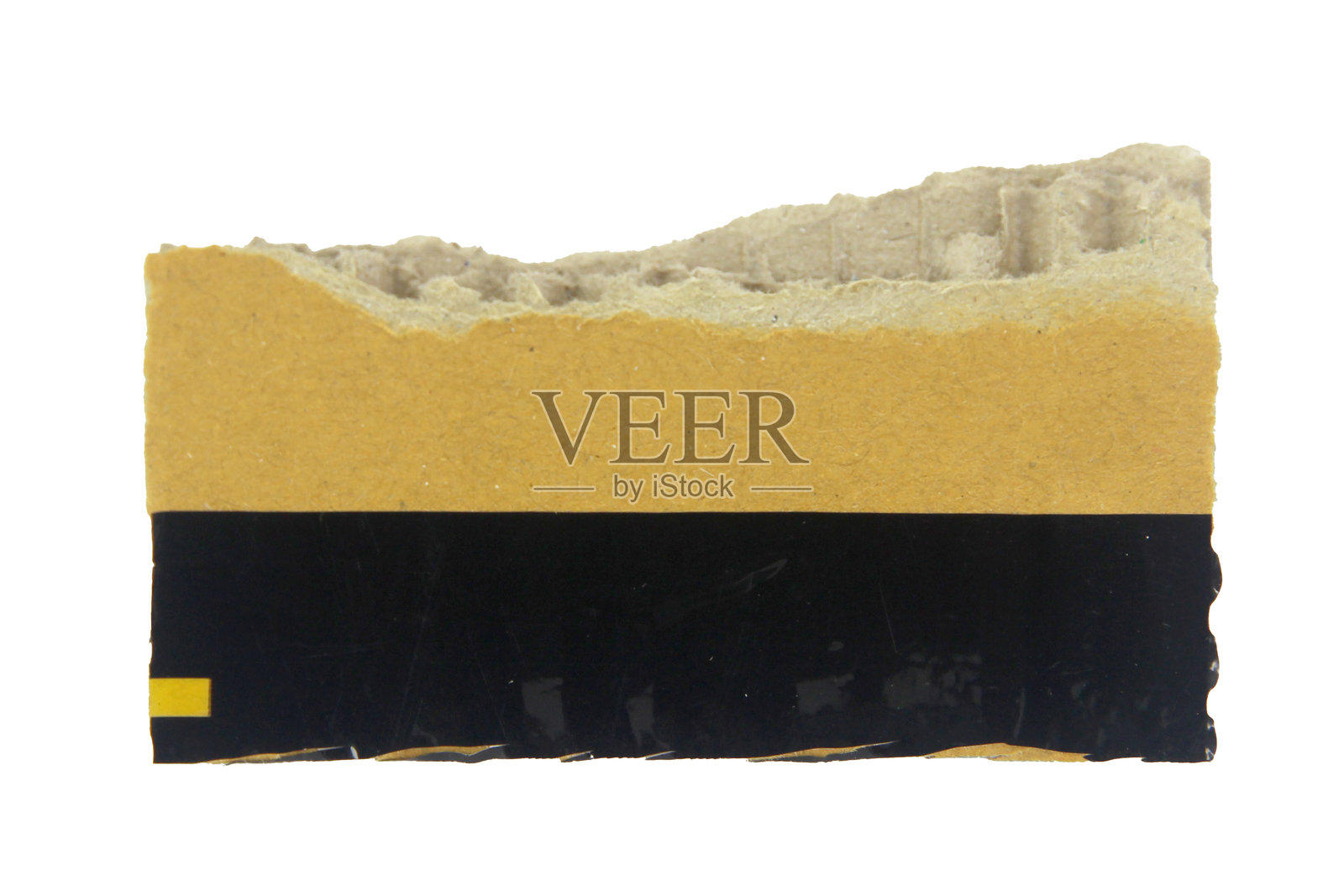 一张撕开的纸边缘纸板纹理孤立的白色背景与剪切路径。照片摄影图片