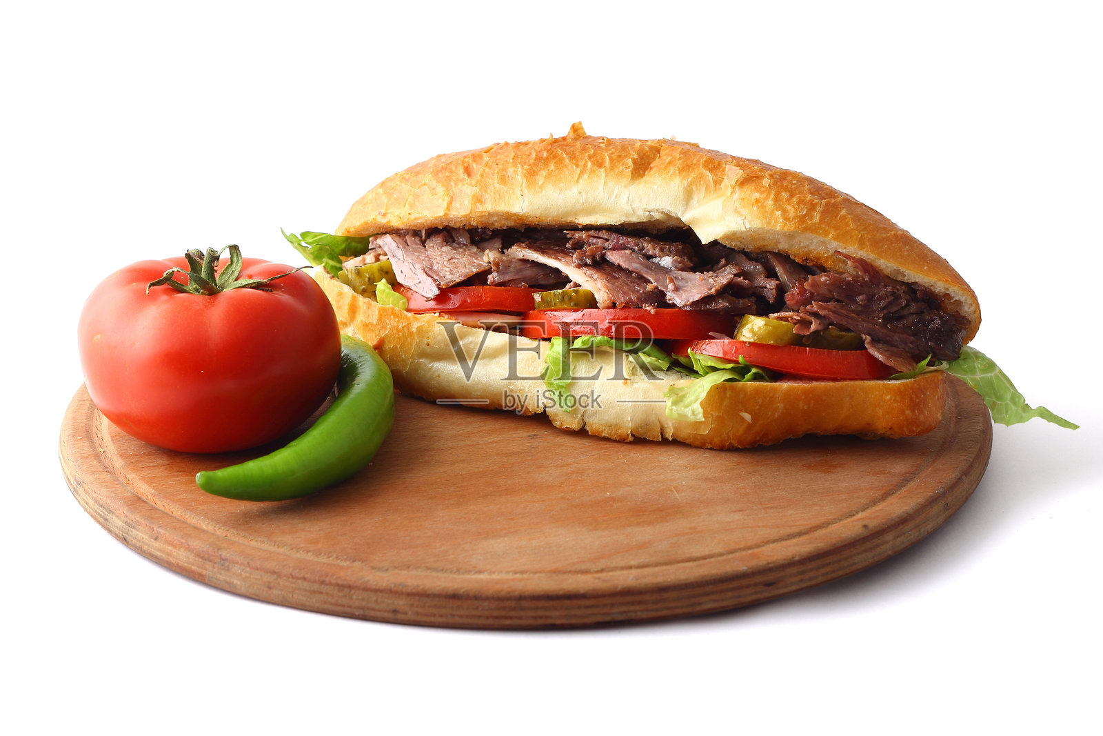 土耳其烤肉串三明治孤立的白色背景。照片摄影图片