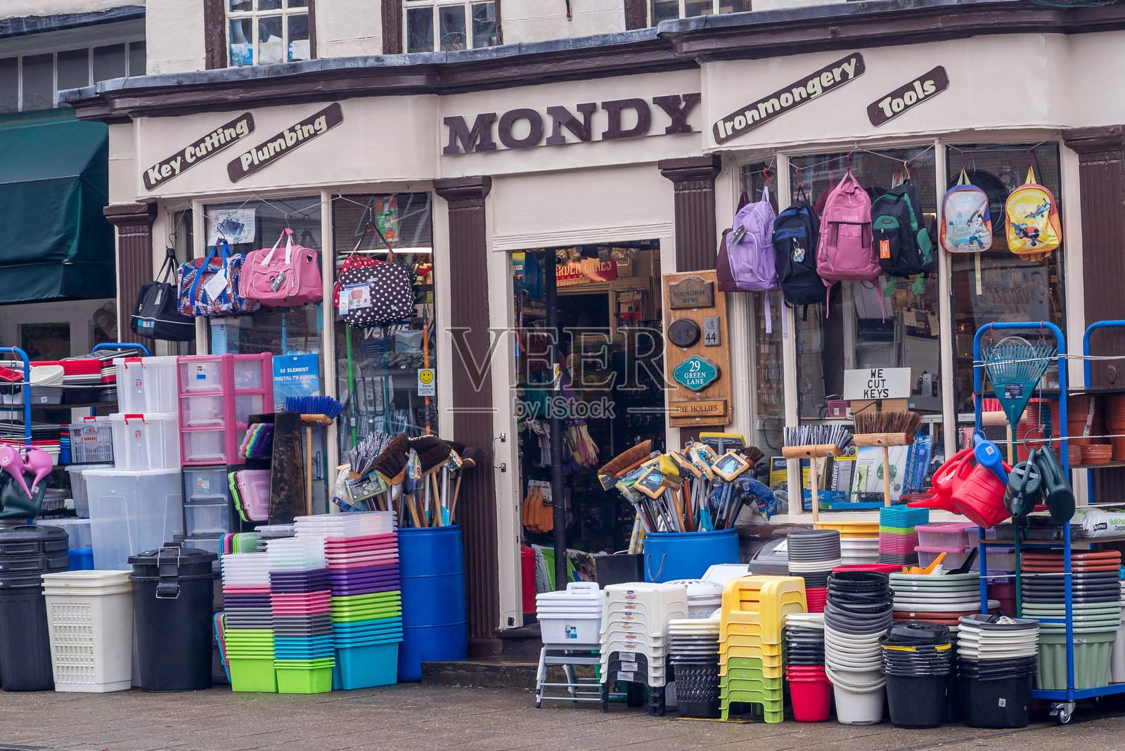 威瑟姆高街的本地怀旧商店照片摄影图片