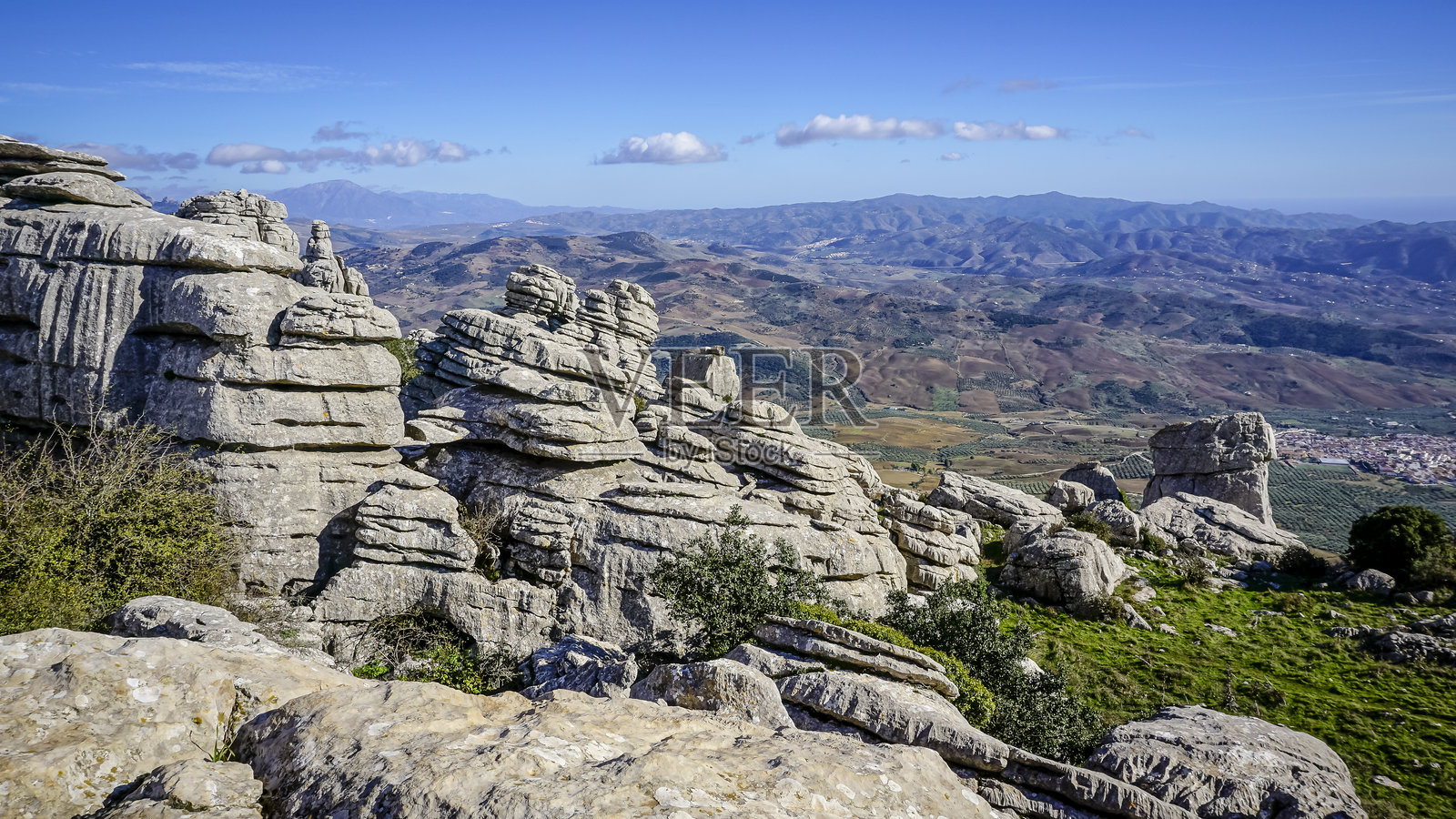 马拉加省Torcal de Antequera的岩层形状奇特照片摄影图片