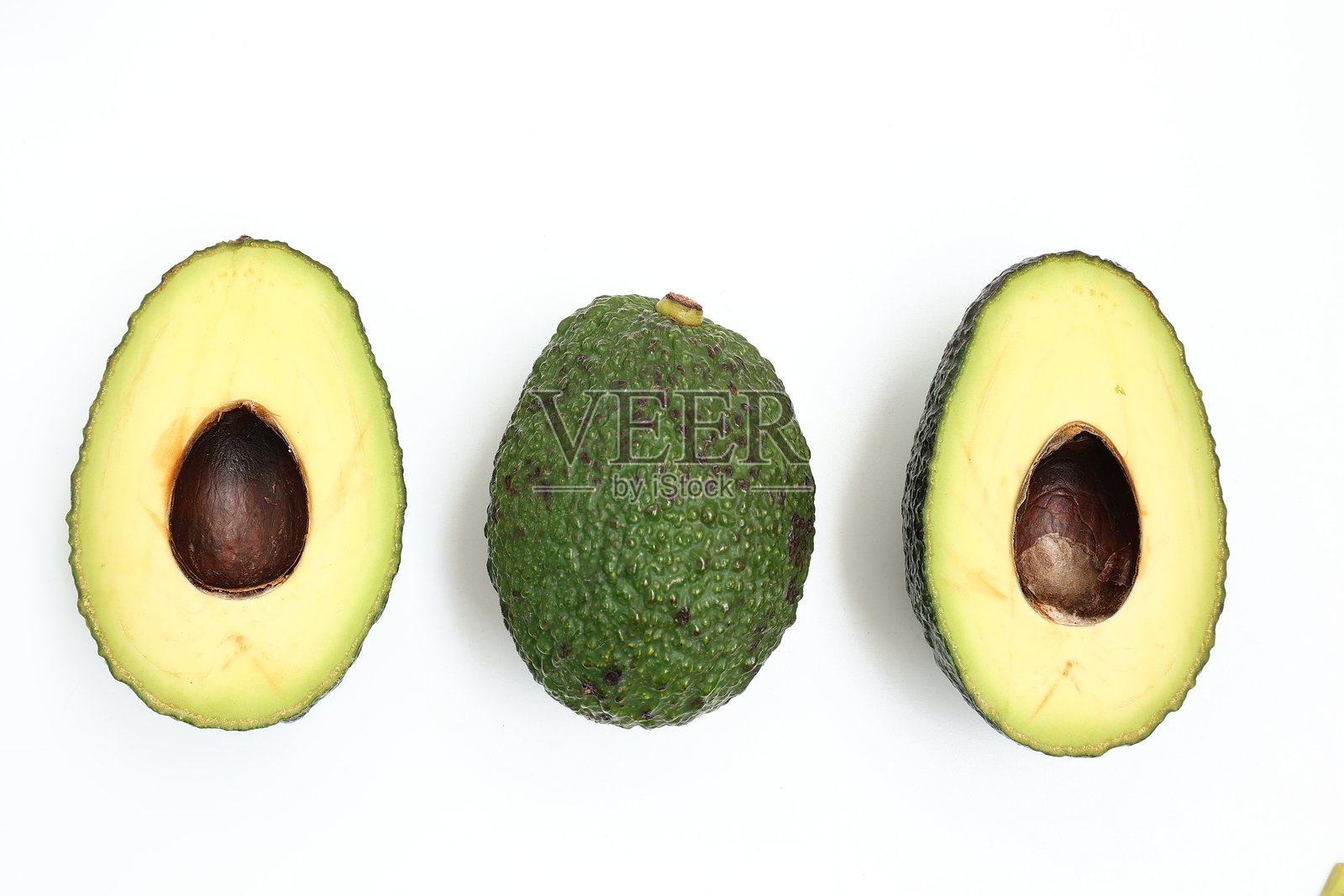 牛油果，白色背景的牛油果照片摄影图片