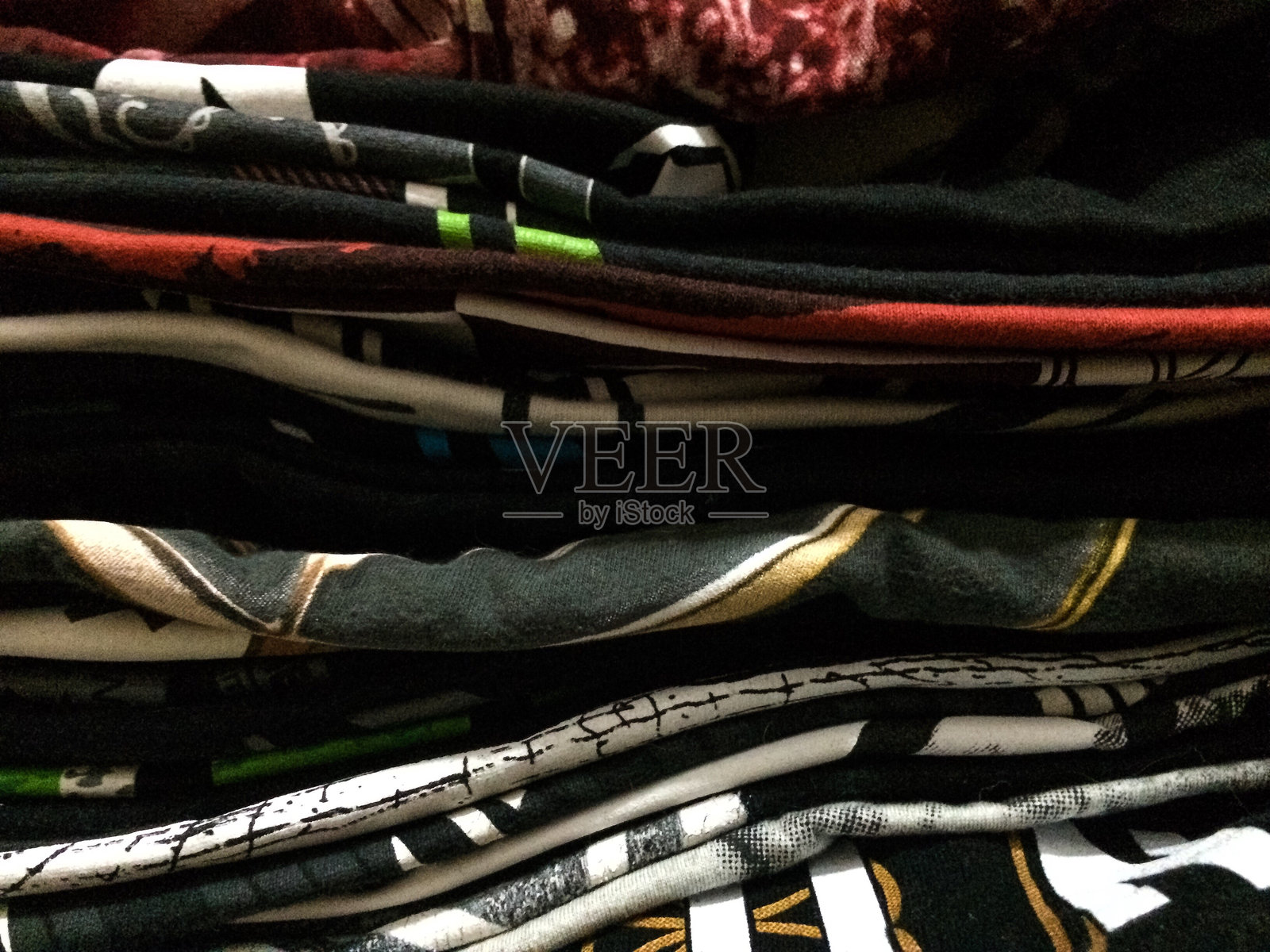 折叠衣服堆叠的全帧镜头照片摄影图片