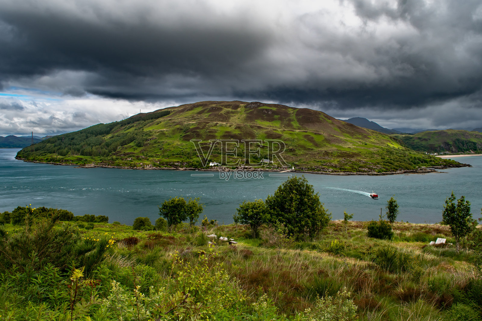 从斯凯岛的凯尔海岛到大西洋上有港口和渡轮的大陆，英国苏格兰照片摄影图片