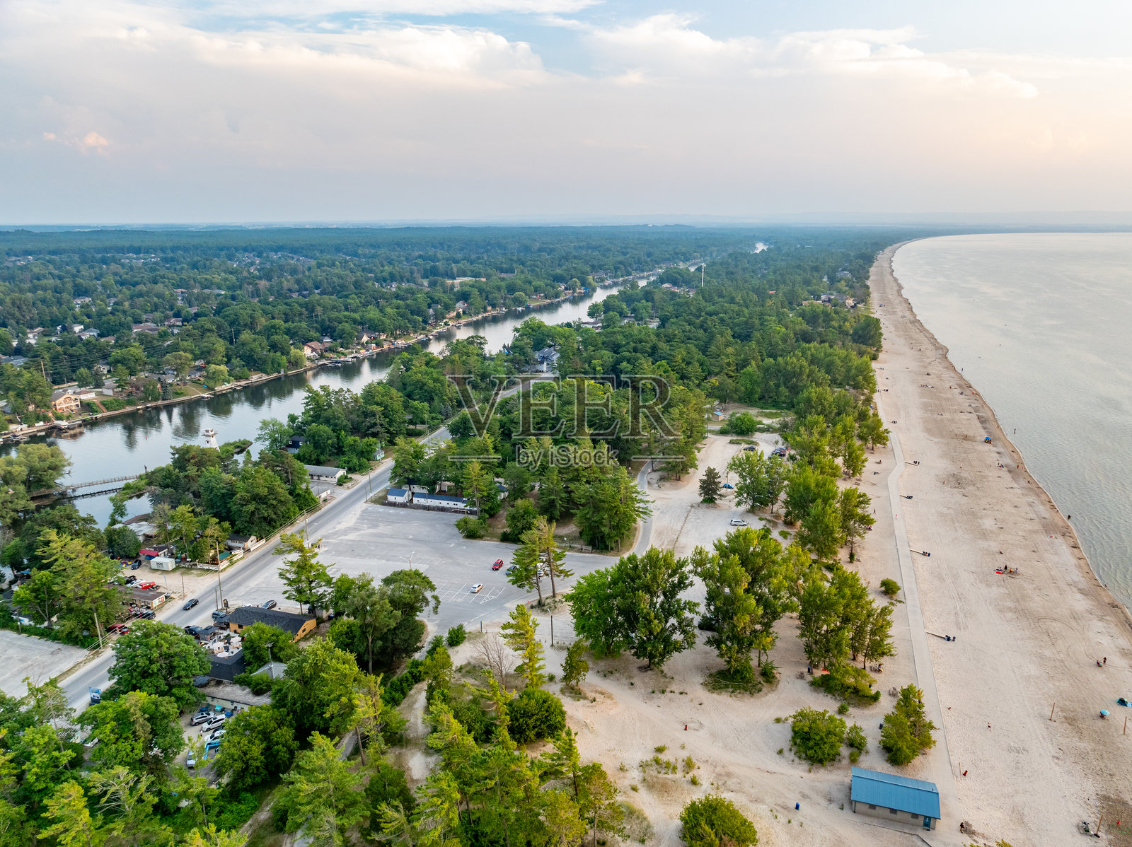 鸟瞰加拿大安大略省瓦萨加海滩照片摄影图片