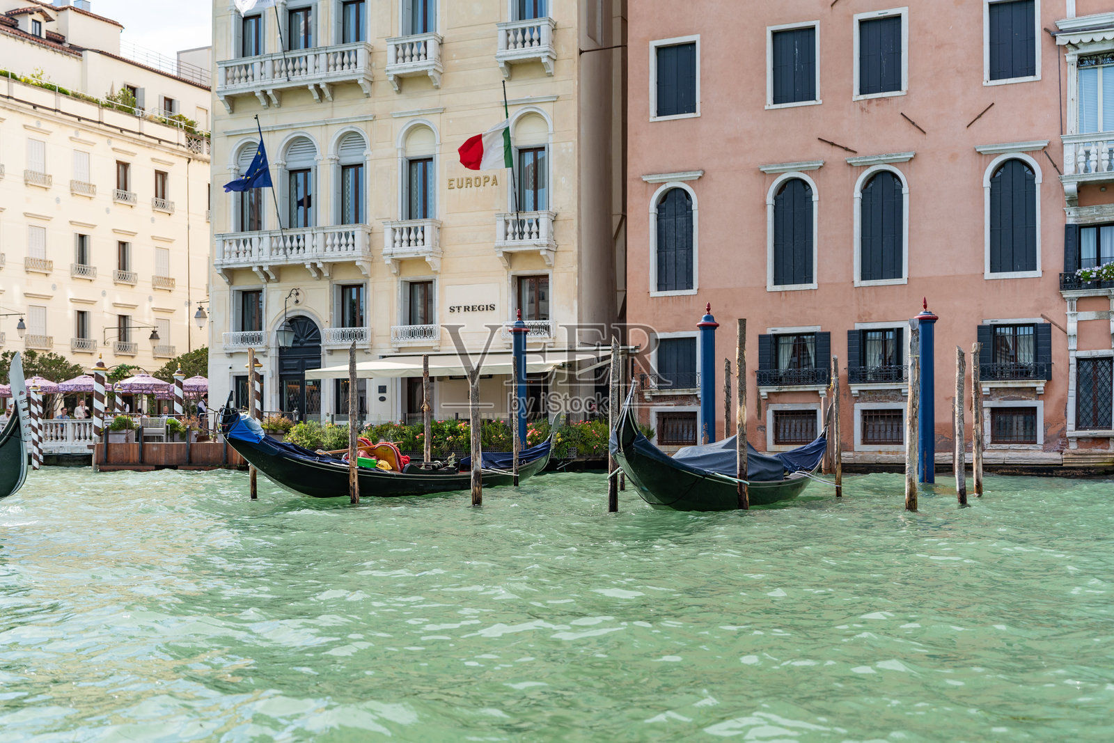威尼斯从运河乘船旅行照片摄影图片