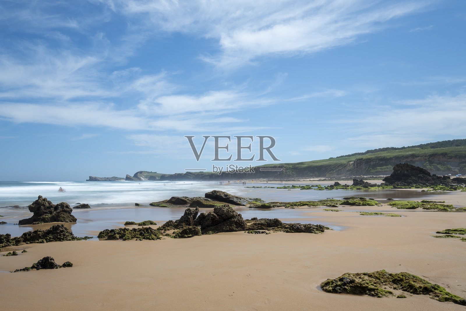 西班牙坎塔布里亚皮埃拉戈斯Canallave海滩夏季退潮的早晨，Liencres沙丘自然公园照片摄影图片