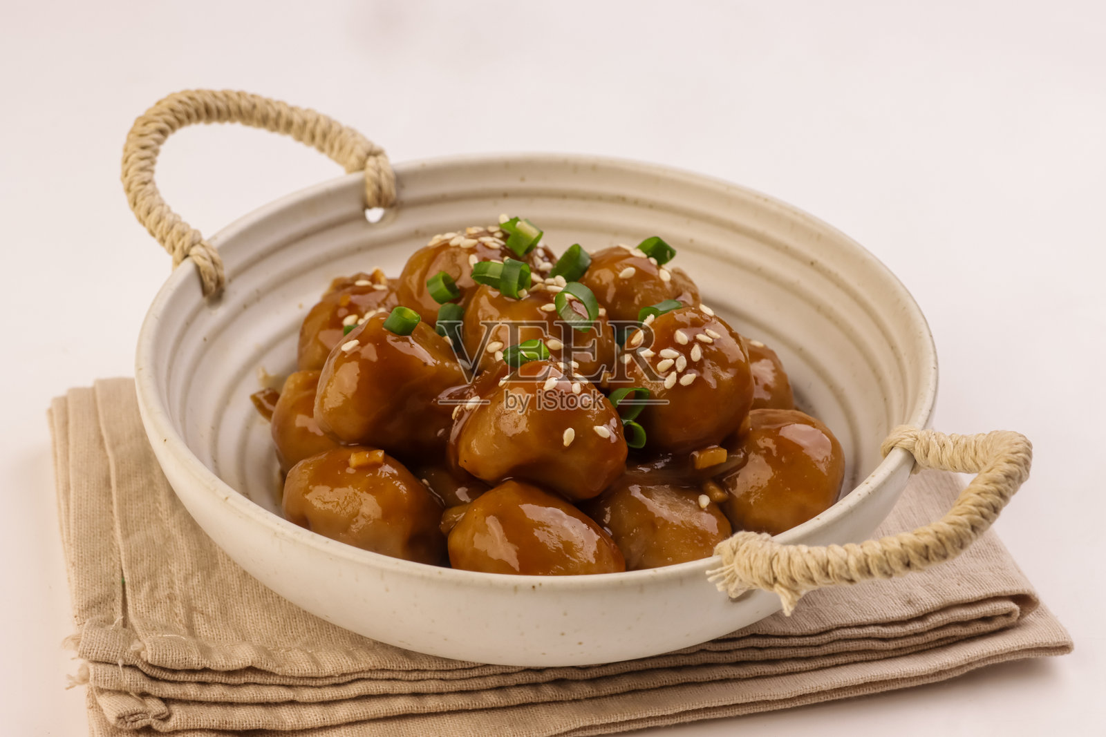 芝麻照烧肉丸照片摄影图片