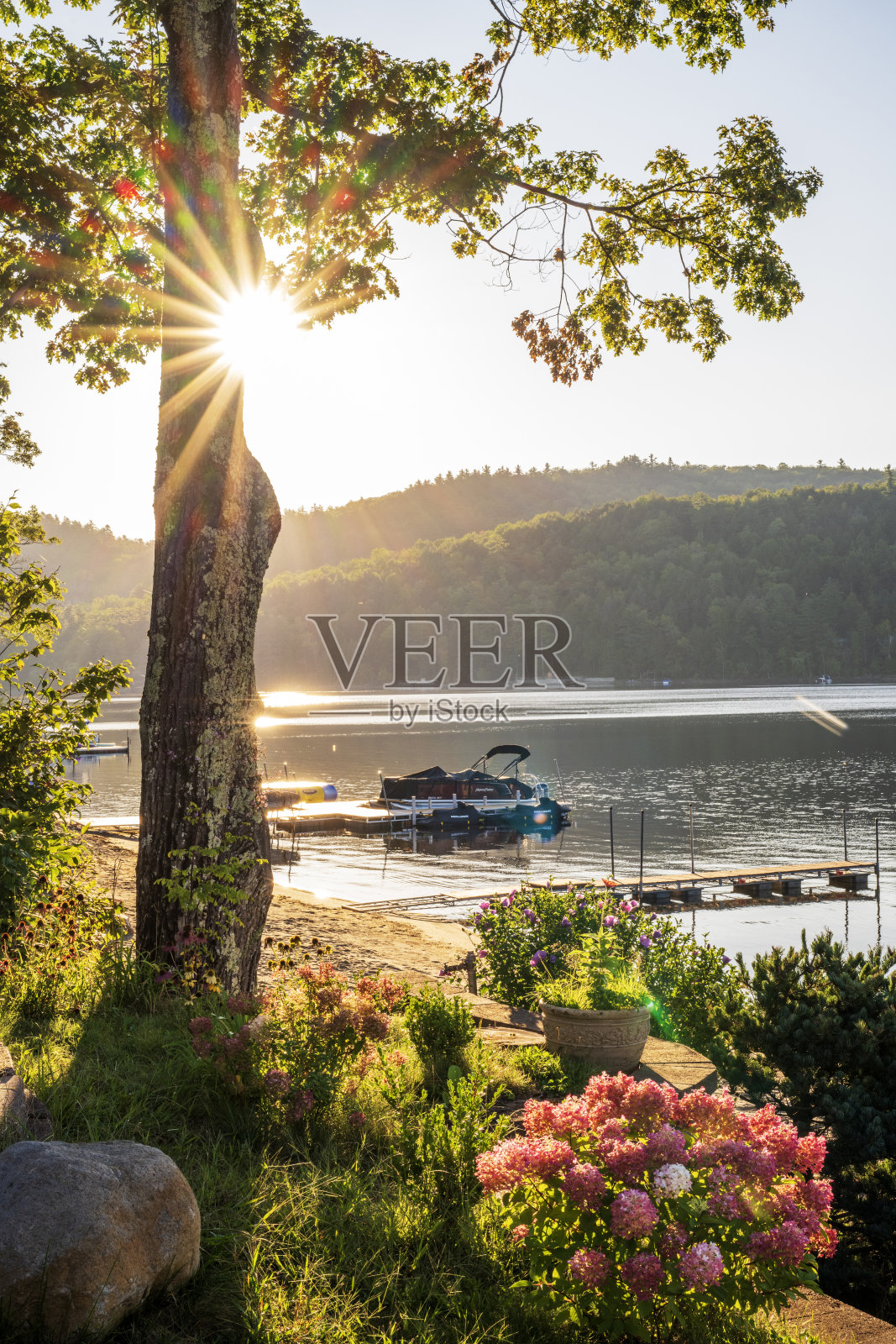 施龙湖的日出照片摄影图片