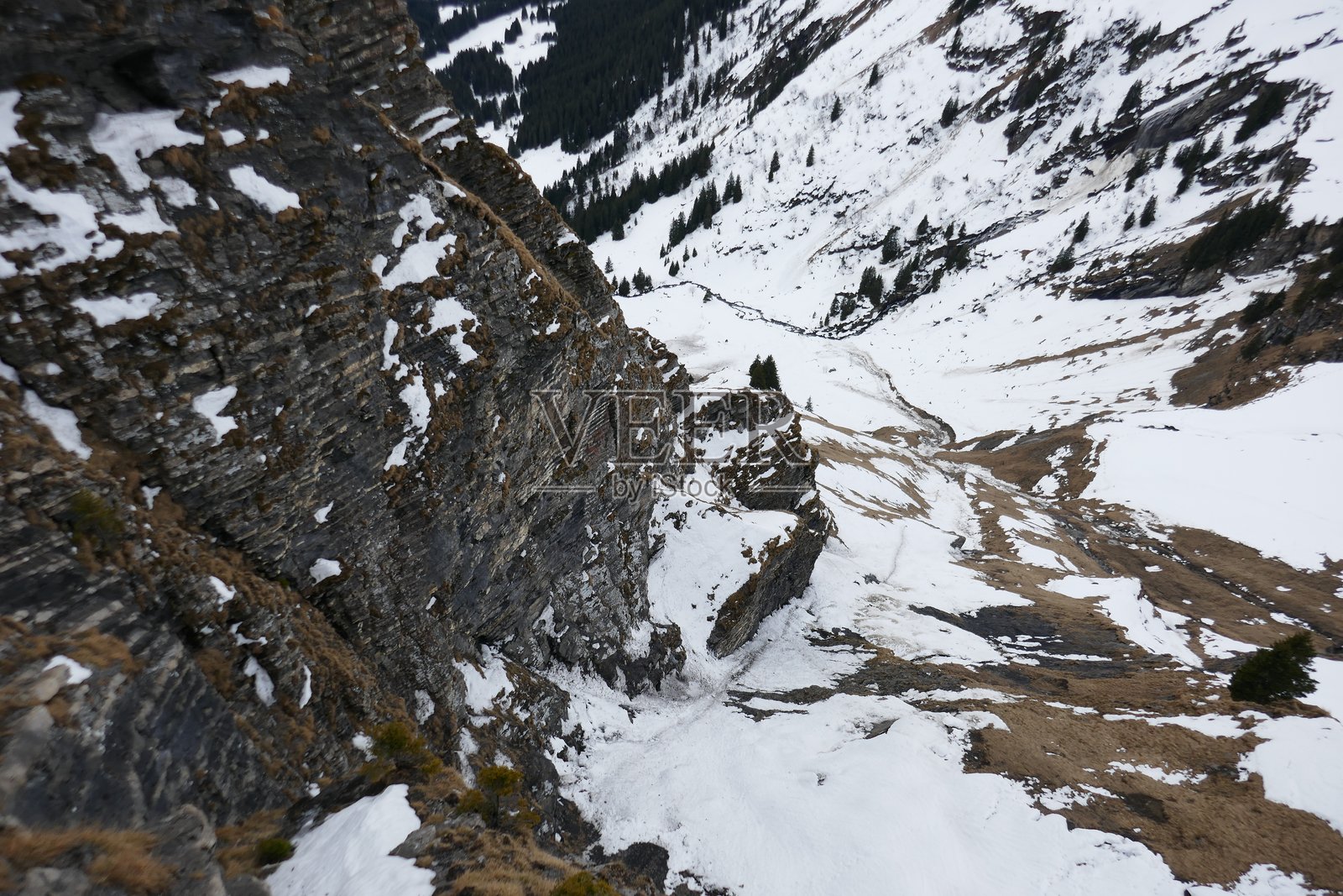 瑞士格林德沃第一山照片摄影图片
