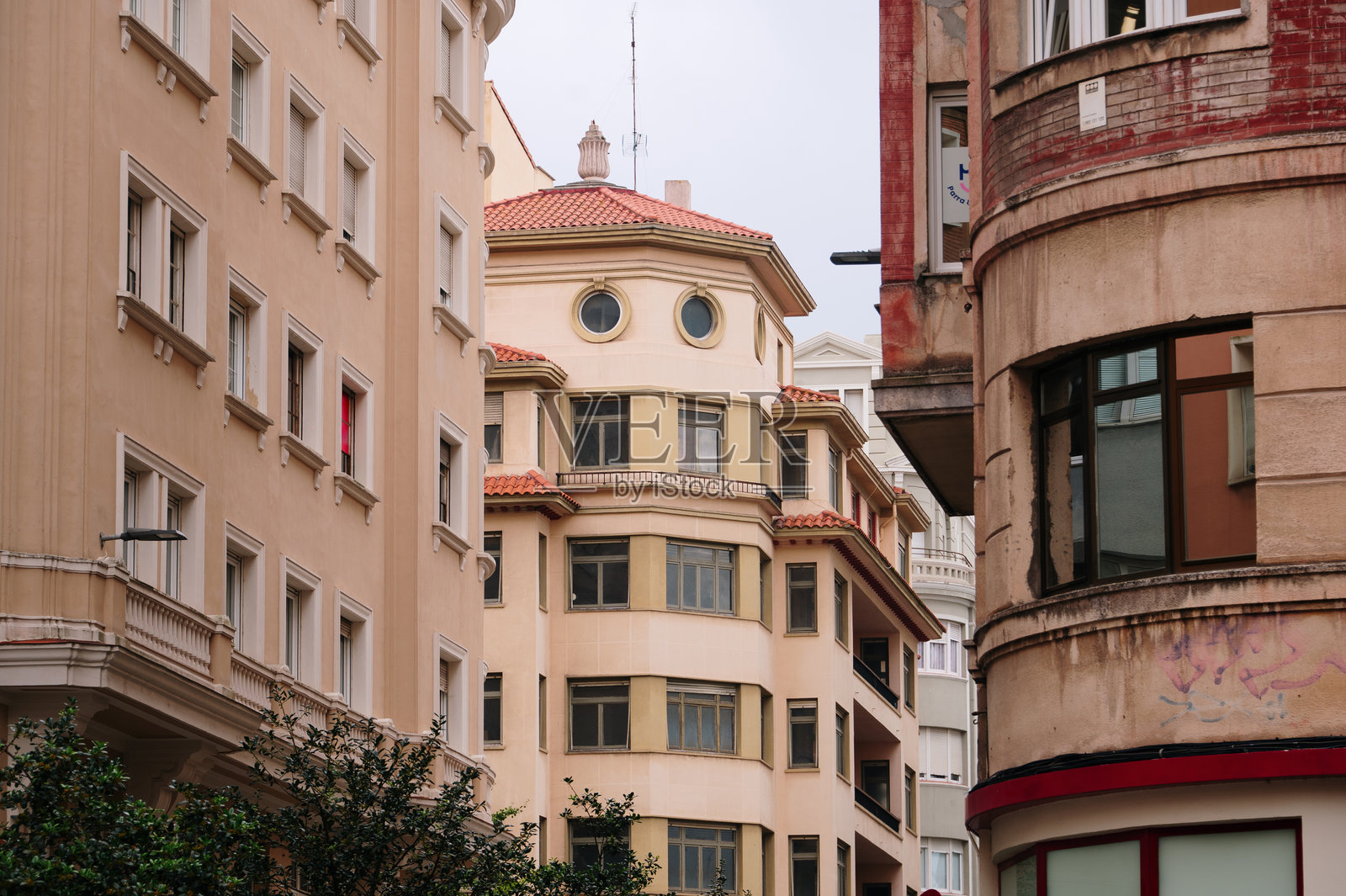 公寓楼外立面照片摄影图片