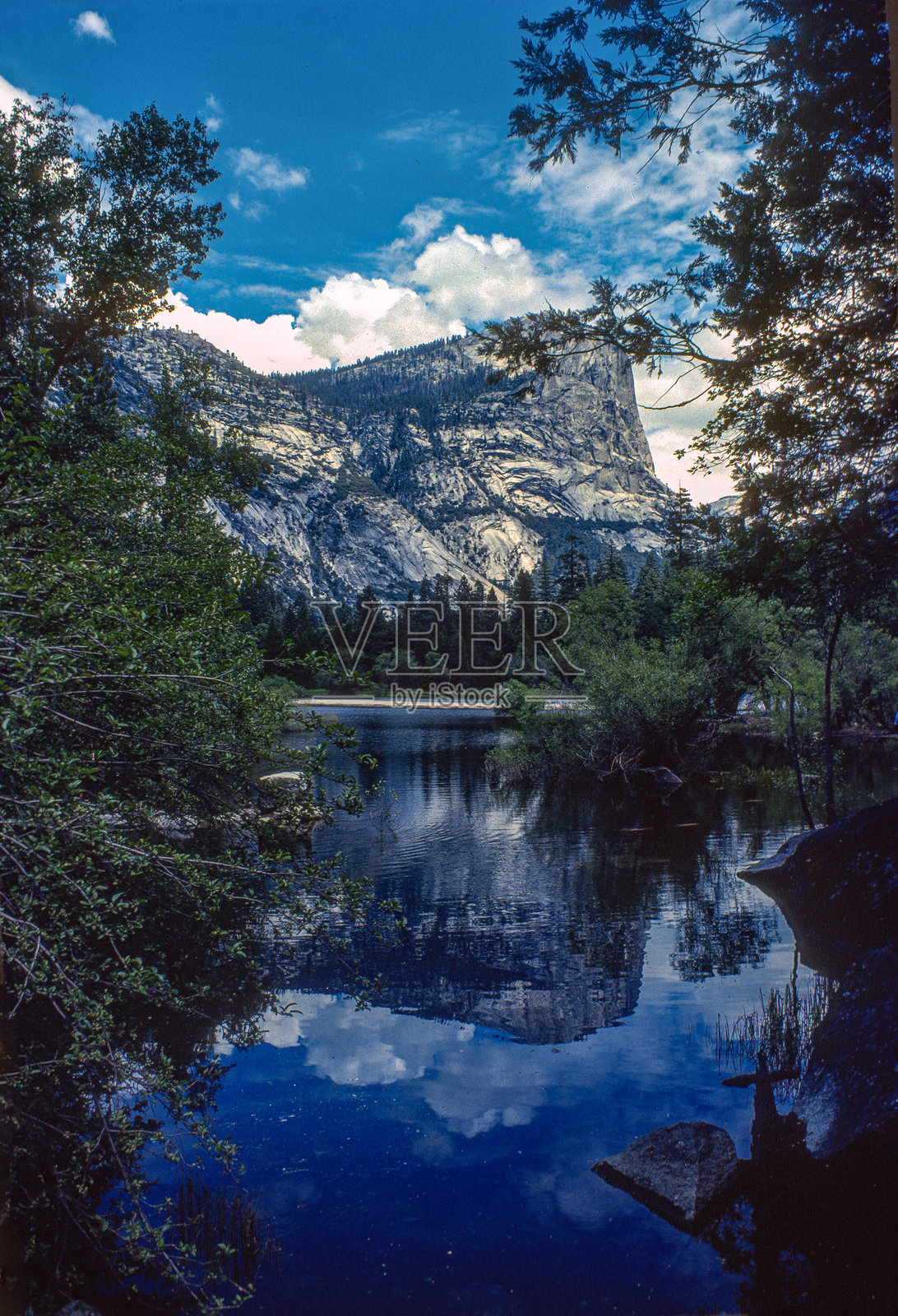 优胜美地国家公园 - 酋长岩与倒影 - 1978照片摄影图片