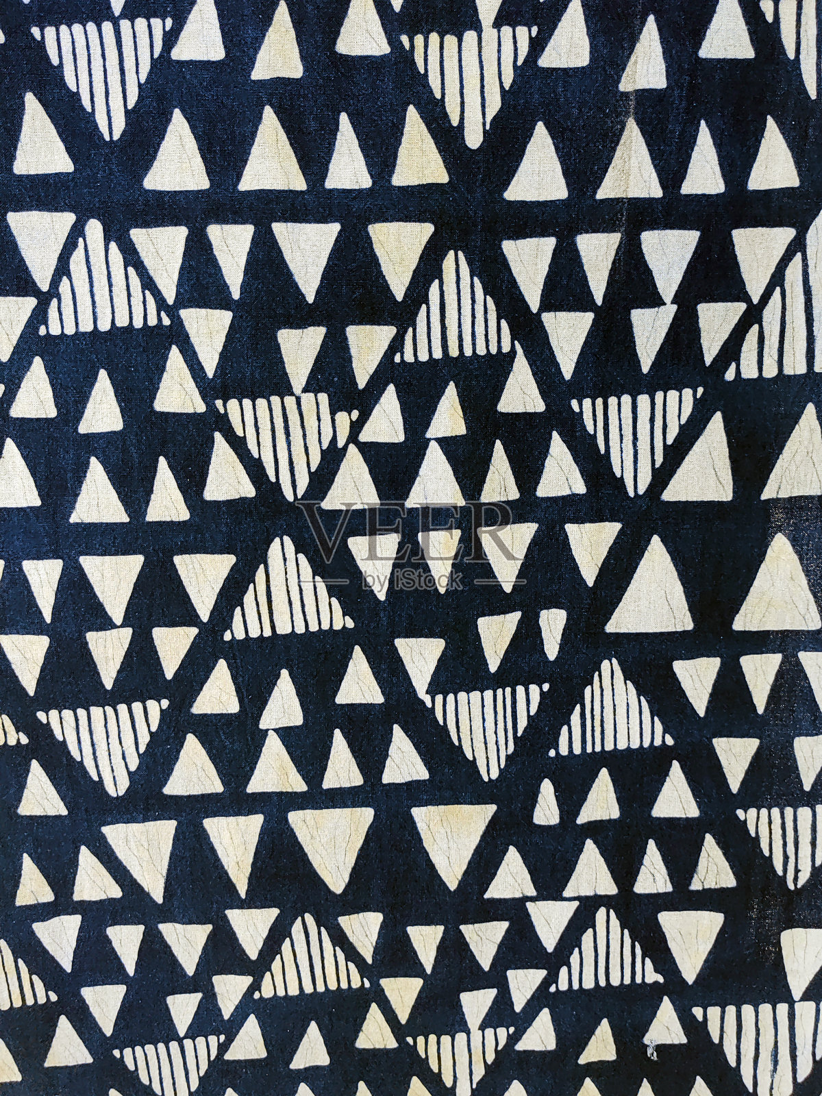 装饰性光学重复。墨水效果涂料无缝。蓝色几何纹理。表面图案照片摄影图片