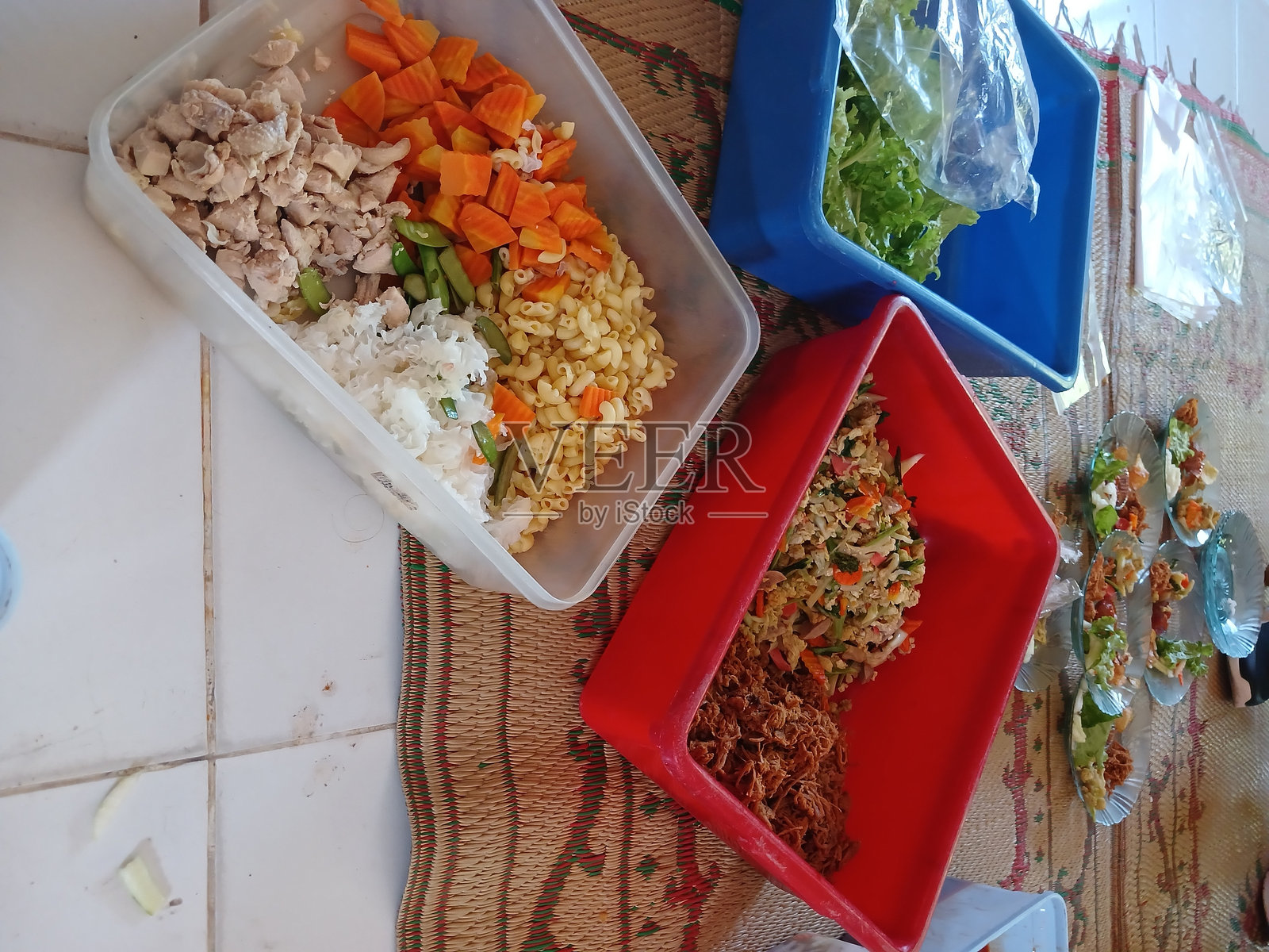 典型的印尼庆祝活动食品照片摄影图片