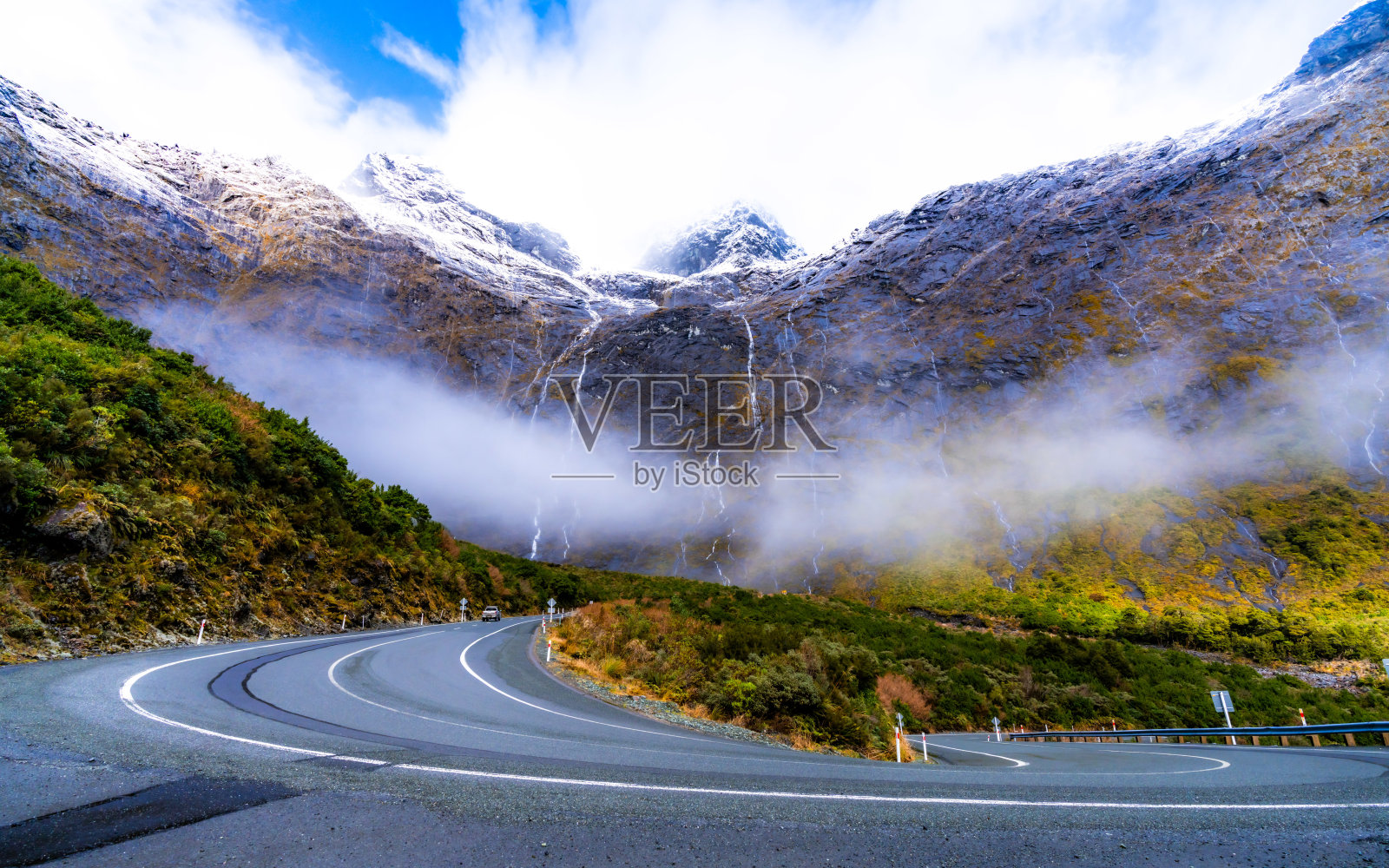 新西兰米尔福德峡湾的惊人照片照片摄影图片