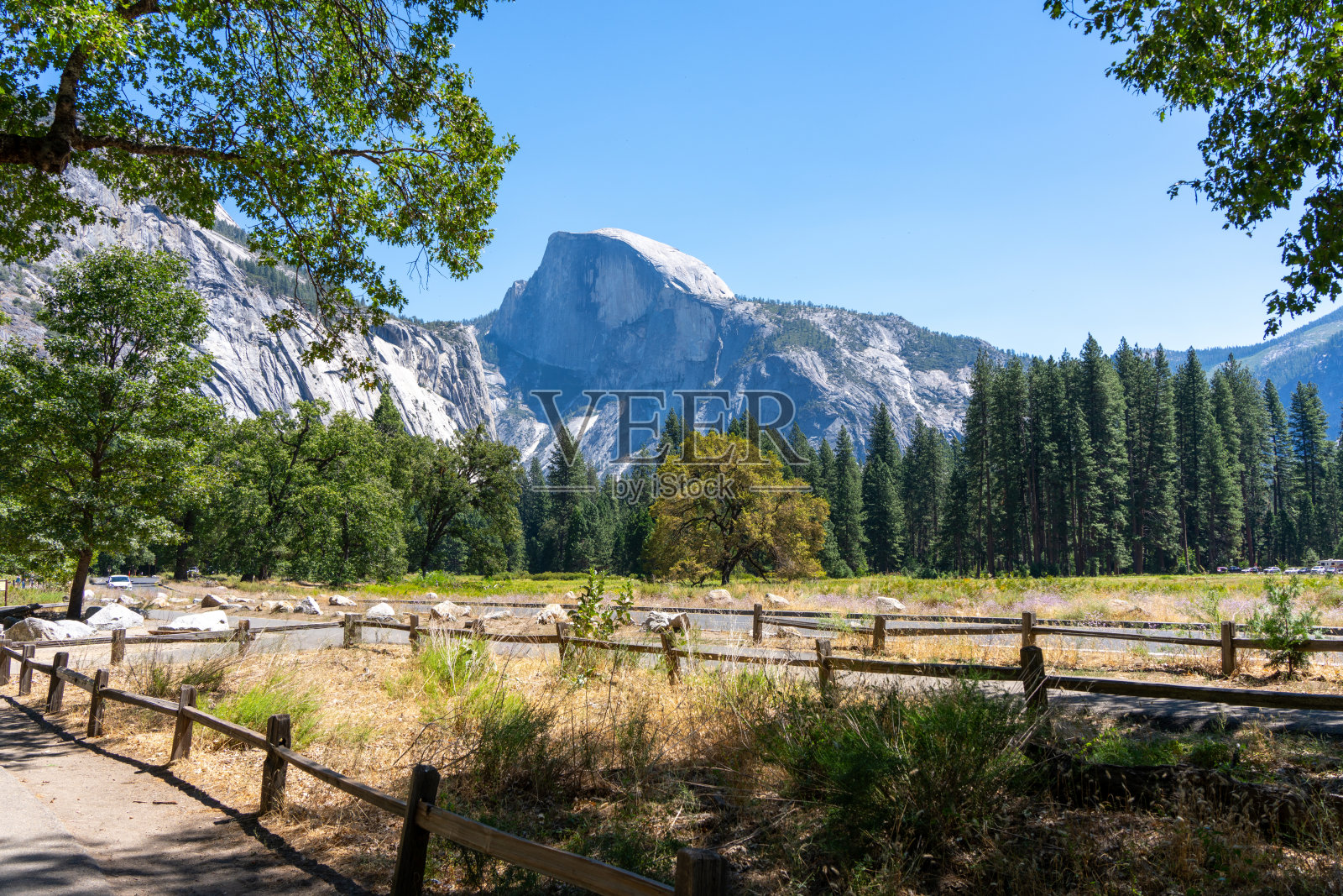 优胜美地公园的半圆顶照片摄影图片