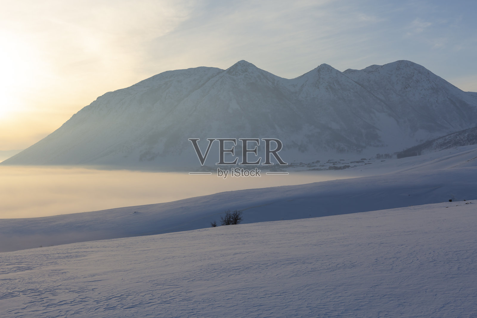 基尔科尔山照片摄影图片