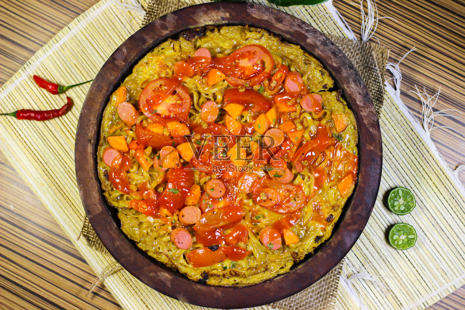 美味的自制风味披萨面条照片摄影图片