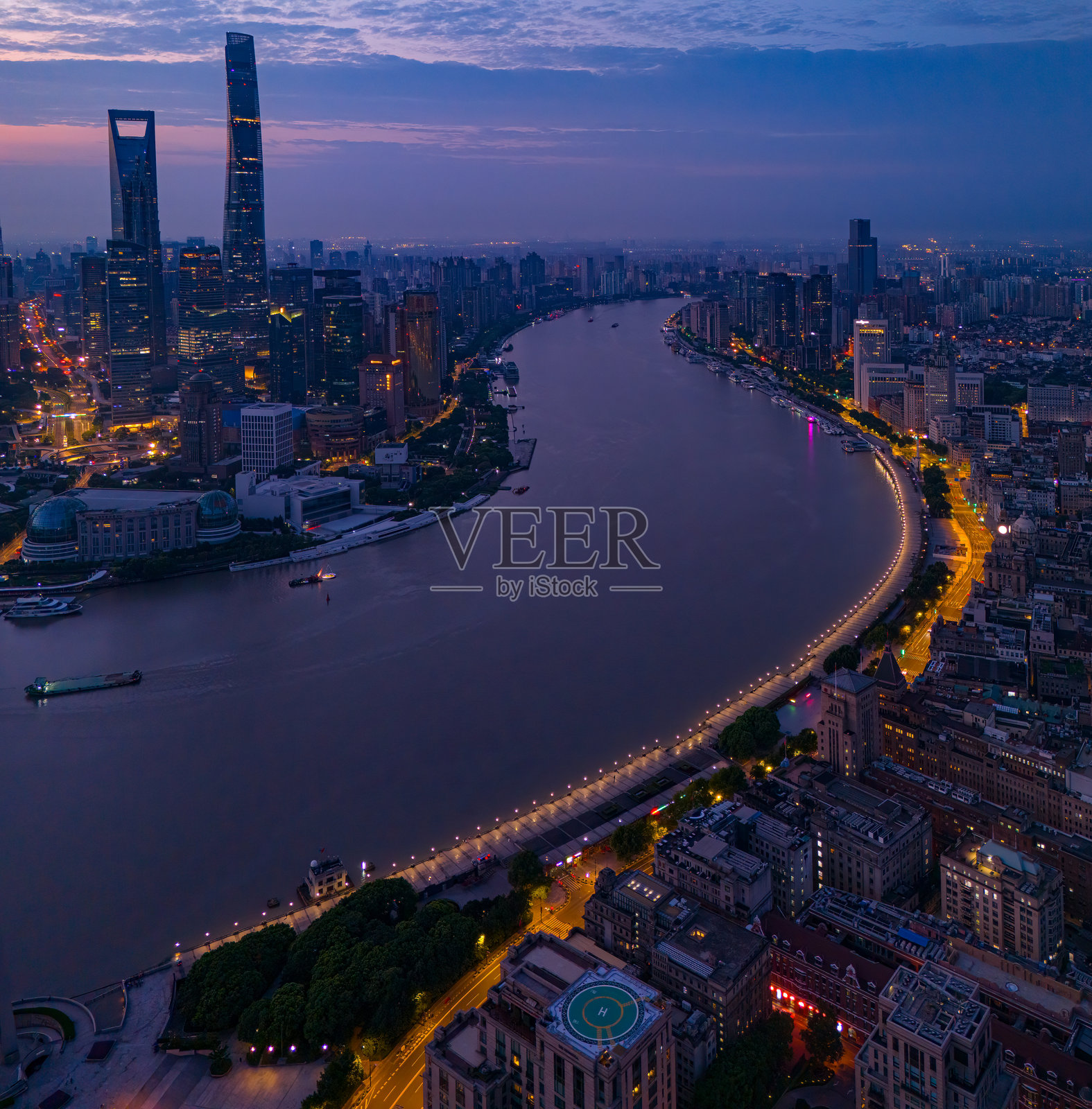 上海日出时的鸟瞰图照片摄影图片