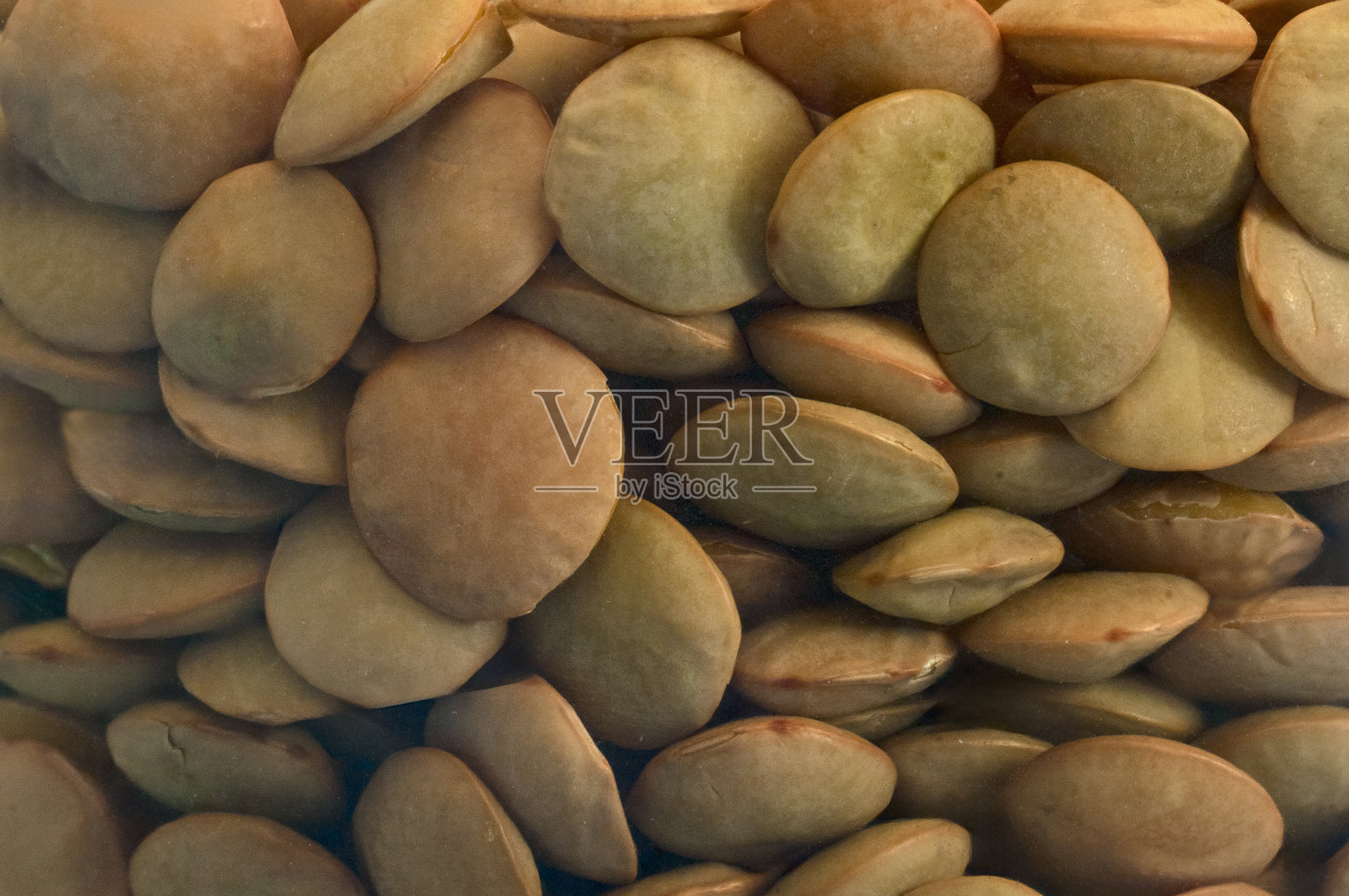 一些准备好烹饪的有机扁豆。照片摄影图片