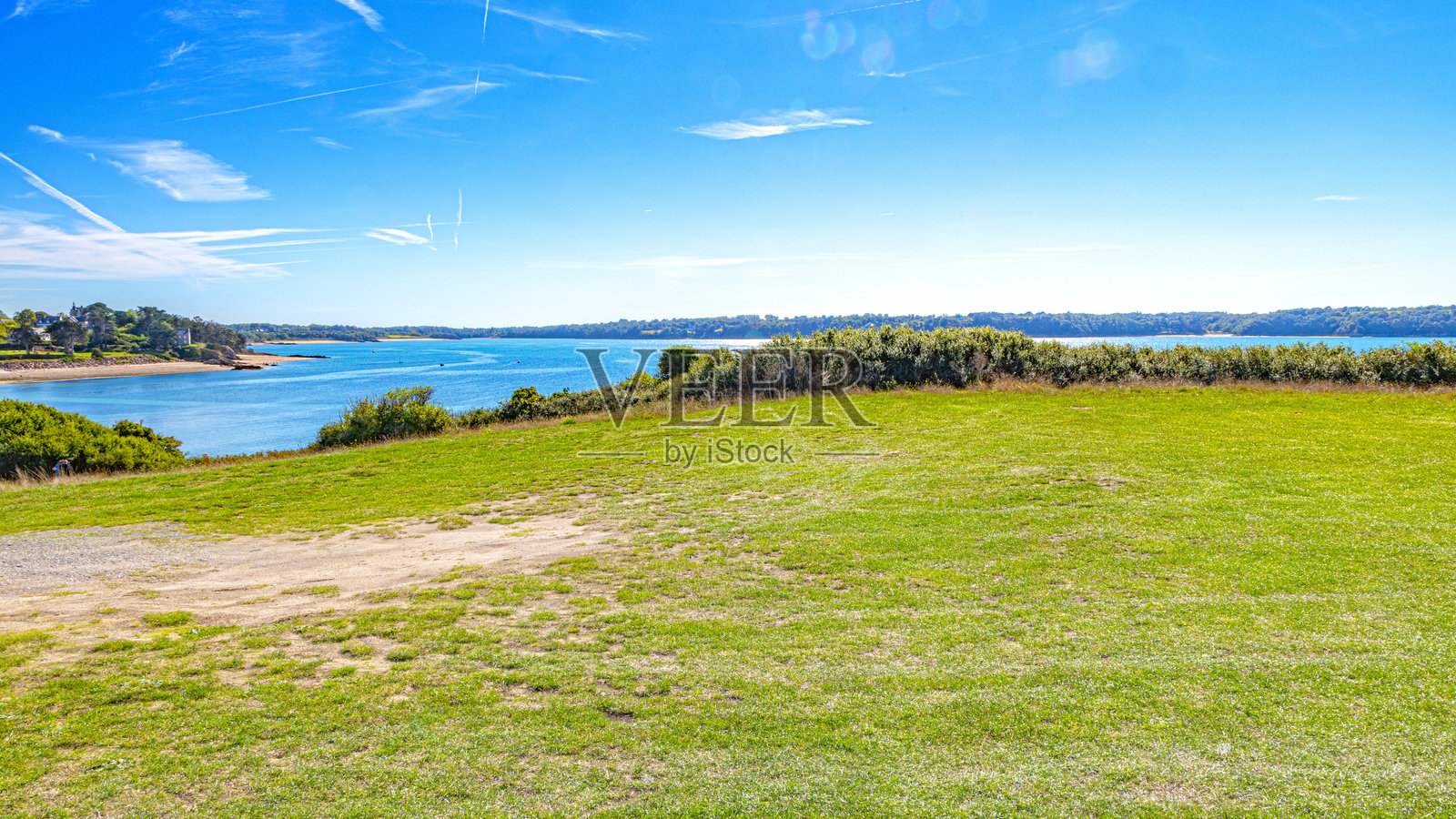 弗雷赫尔角和拉拉特堡，法国海岸线，位于英吉利海峡。照片摄影图片
