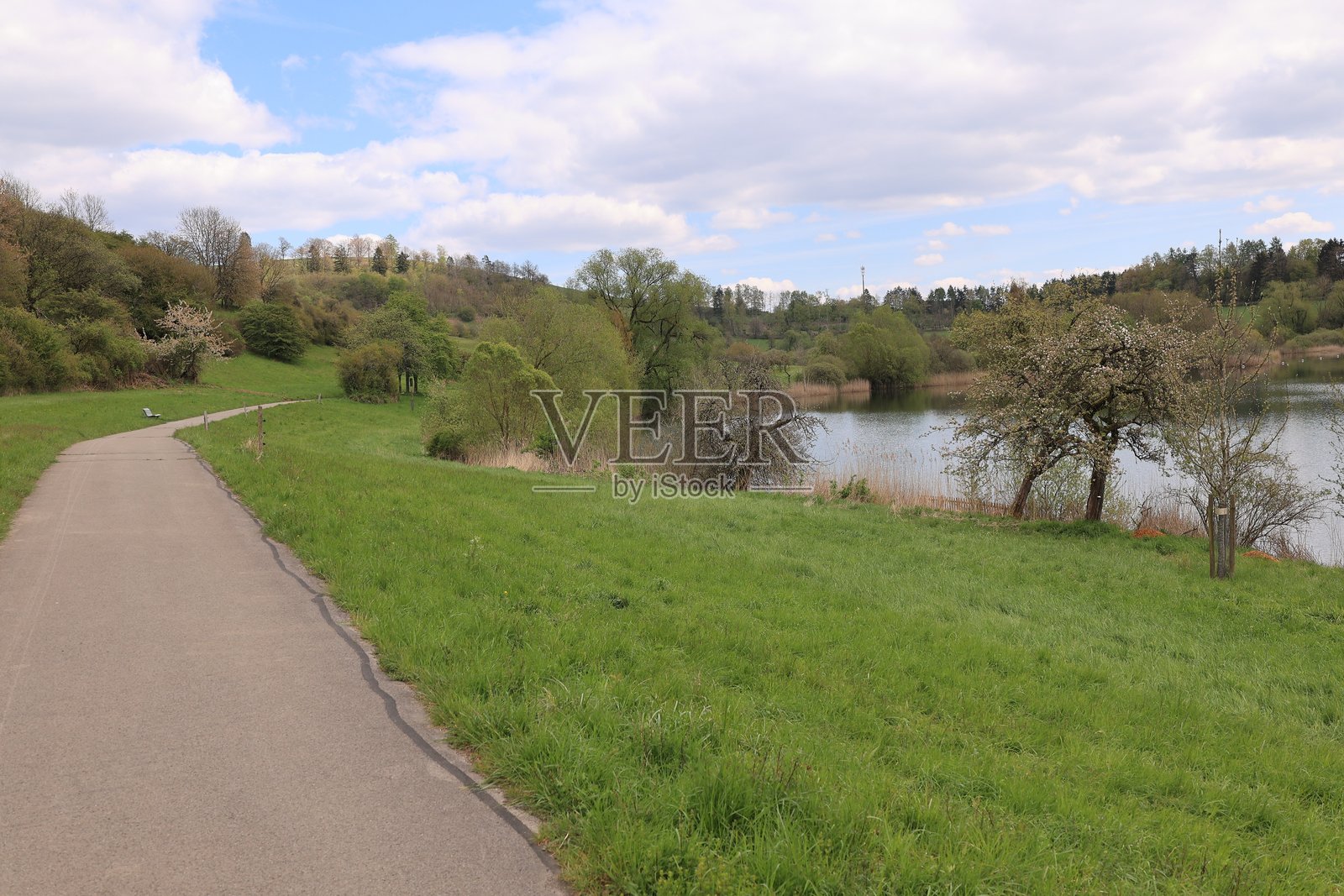 艾菲尔地区美丽的春日照片摄影图片