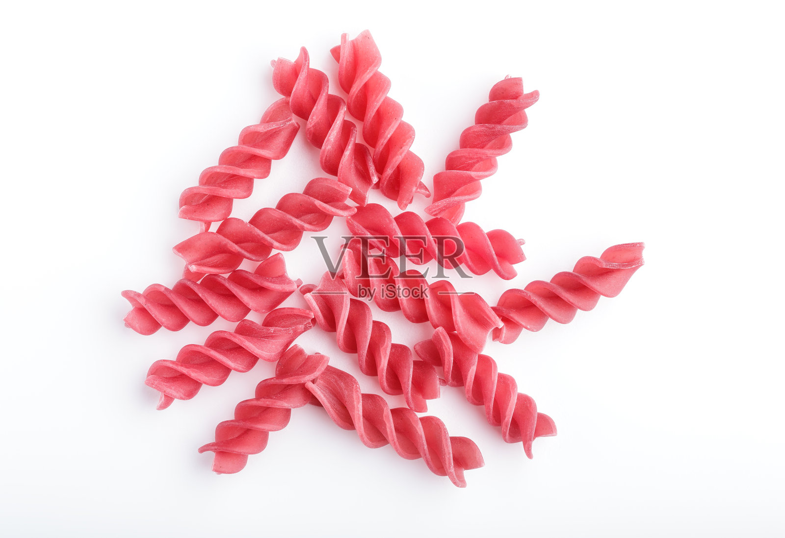 五彩意大利面纹理特写背景。各种颜色的通心粉。意大利面。多种类型和形状的干意大利面。干未煮通心粉的完整背景。照片摄影图片