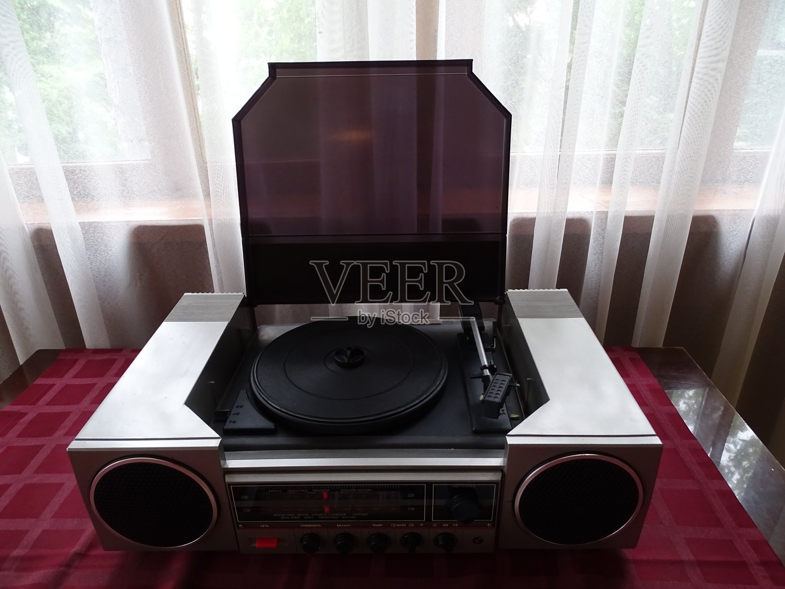 老式音乐播放器接收器照片摄影图片